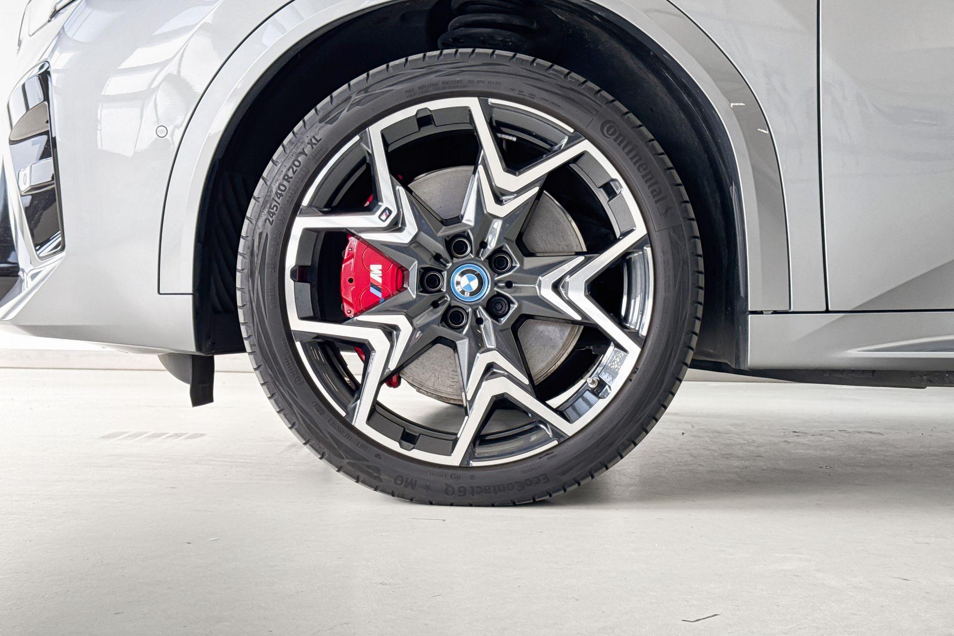 Foto van BMW Ix2 Edrive20