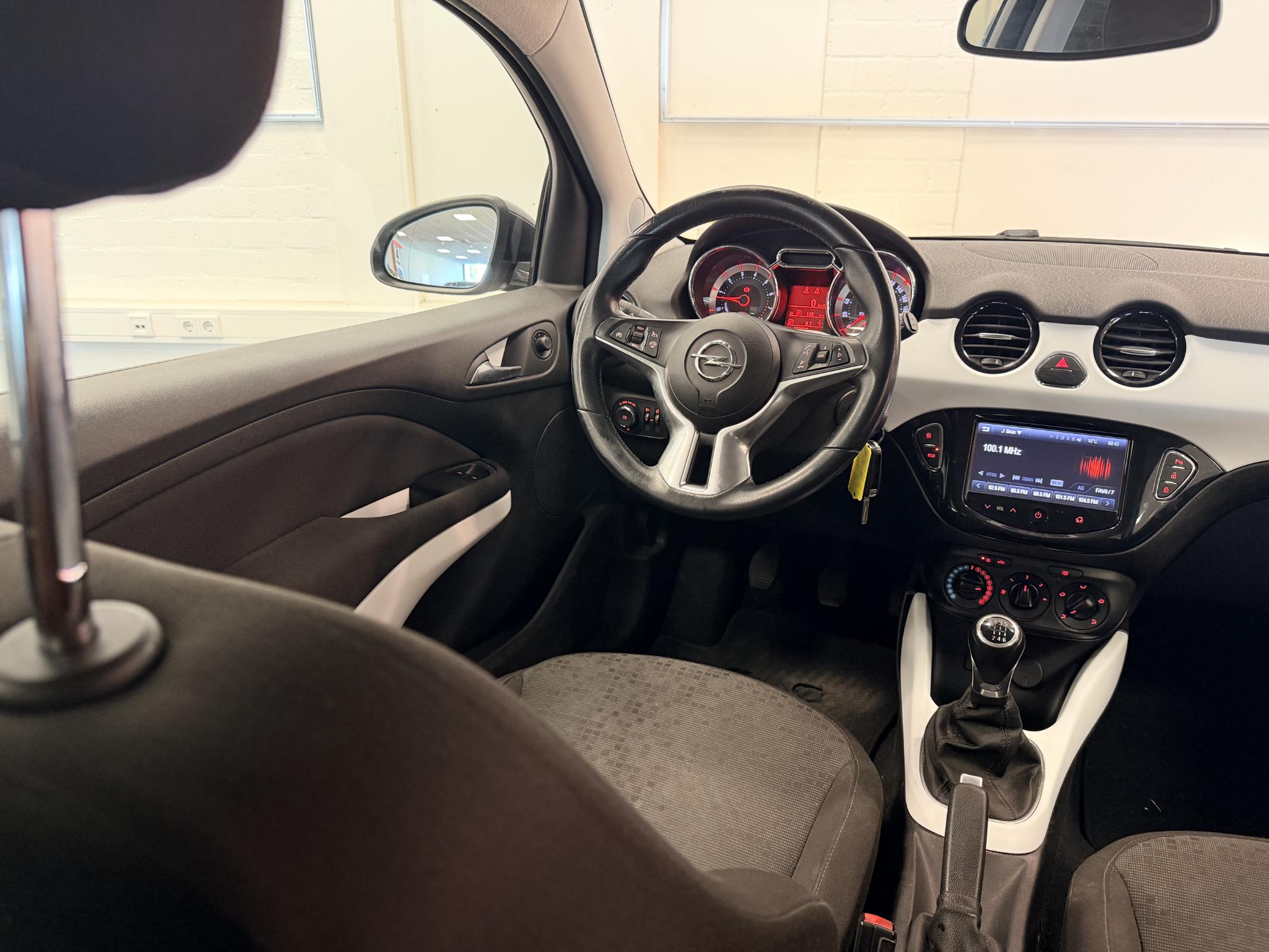 Foto van Opel Adam