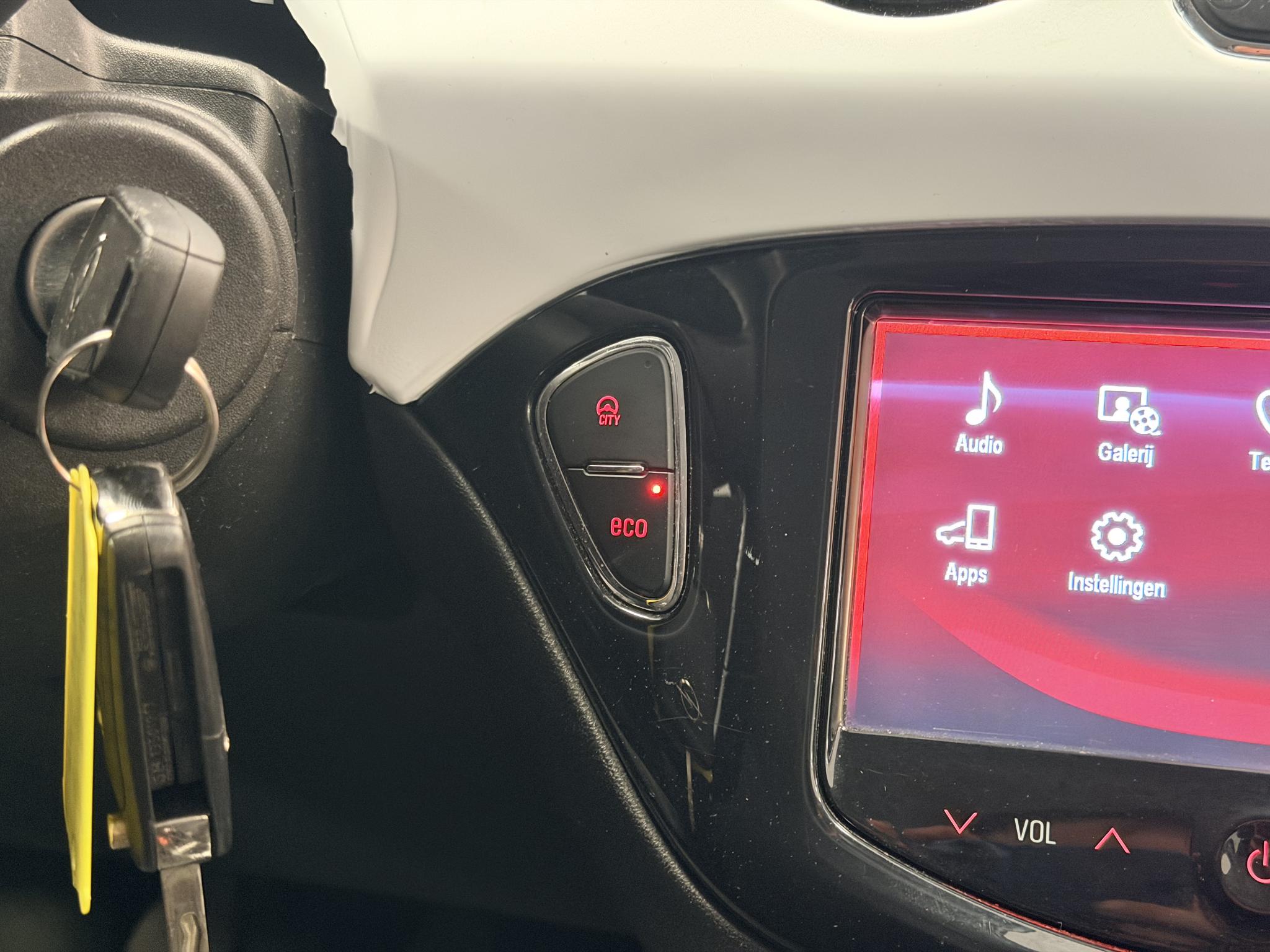 Foto van Opel Adam