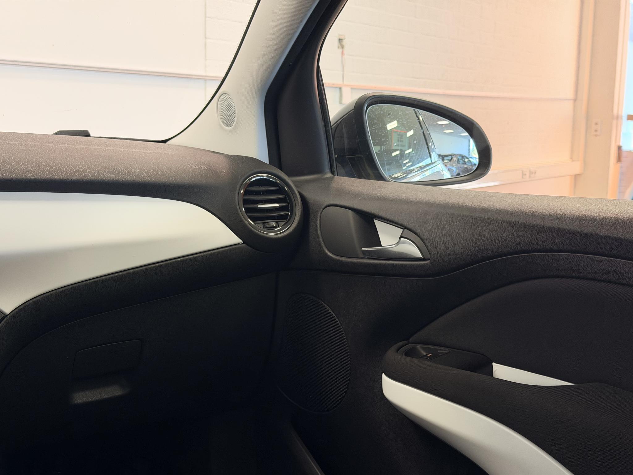 Foto van Opel Adam