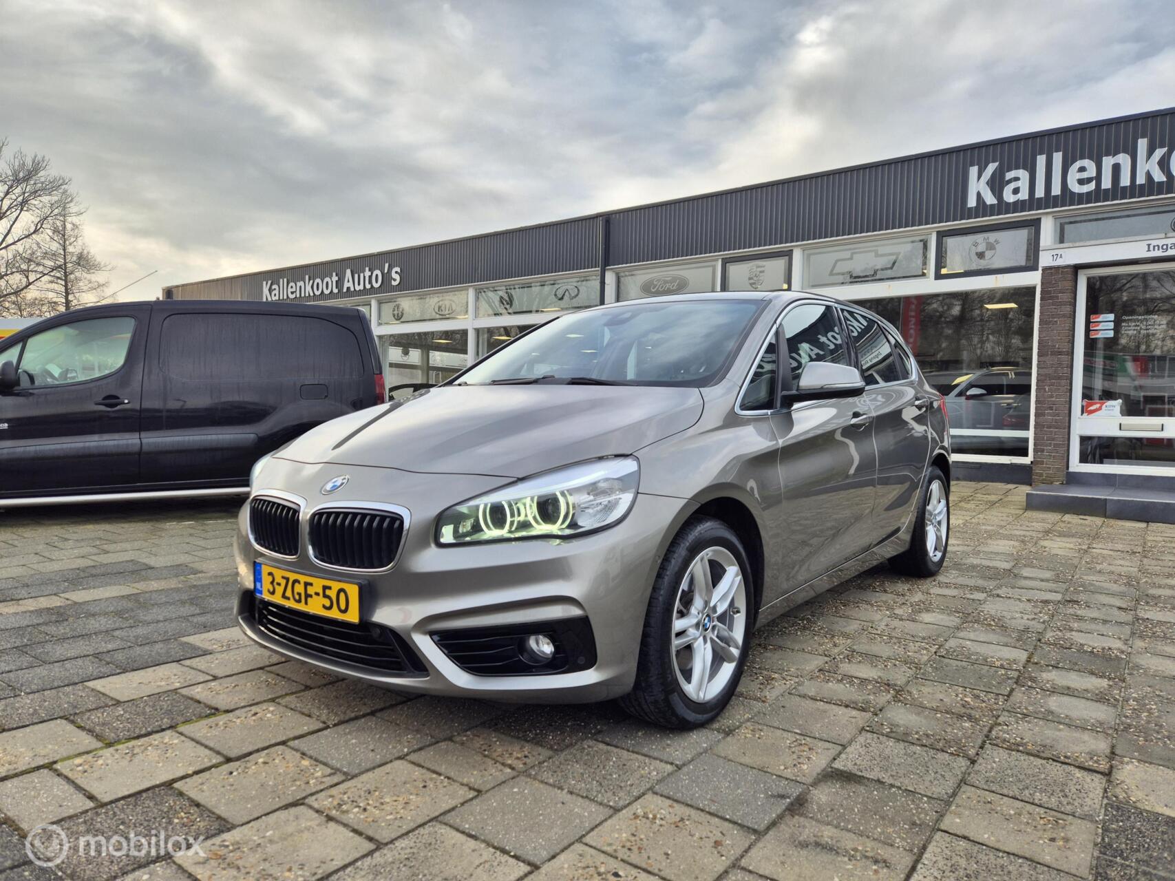 BMW 2 Serie 218i High Executive, Leer, HUD,LED 2014 - voorkant
