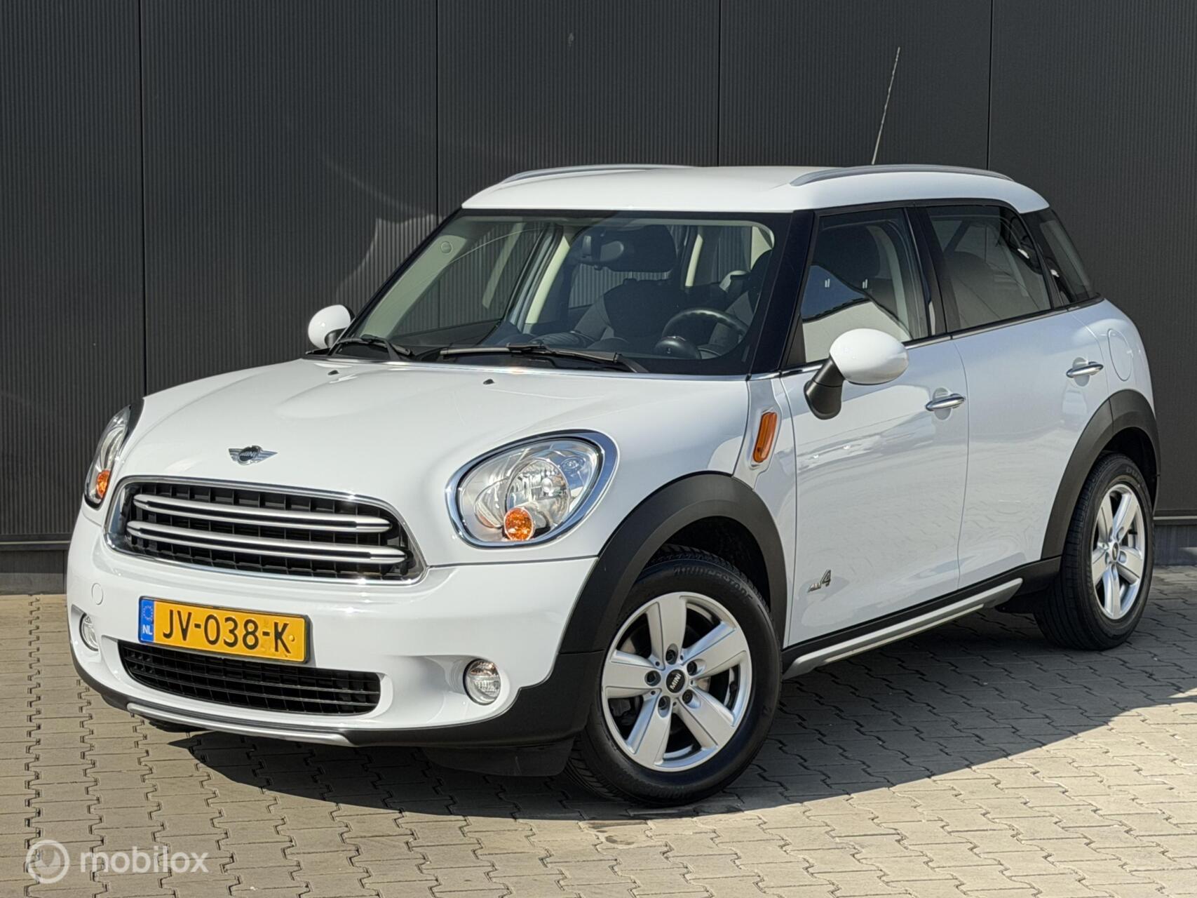 Mini Cooper All4 1.6 Cooper ALL4 Pepper | AUTOMAAT | CRUISE | 2015 - voorkant