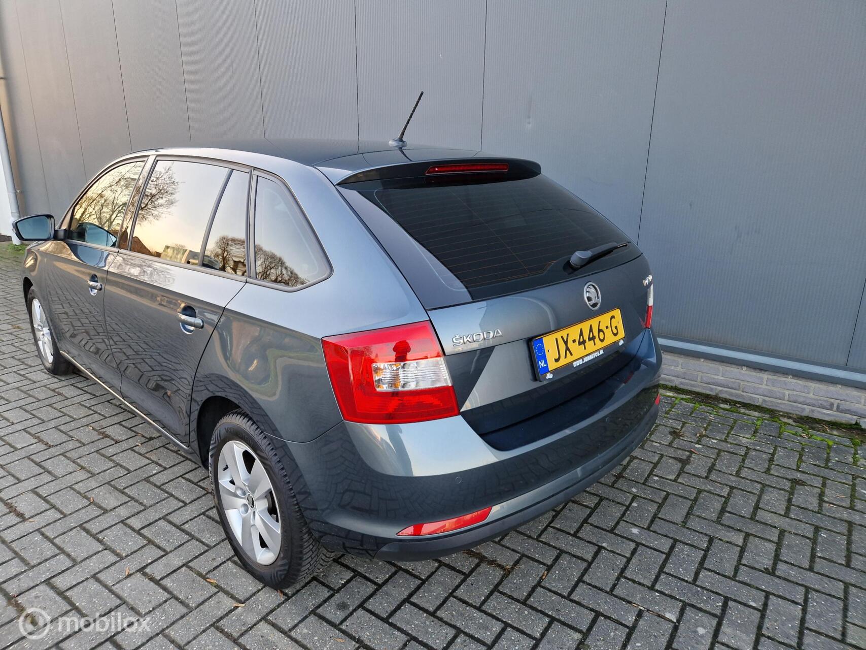 Foto van Skoda Rapid