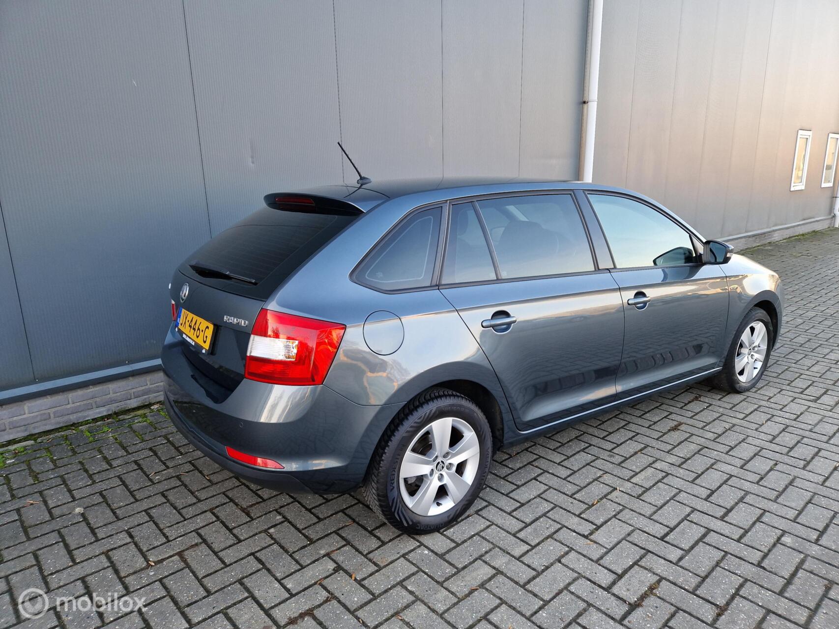 Foto van Skoda Rapid