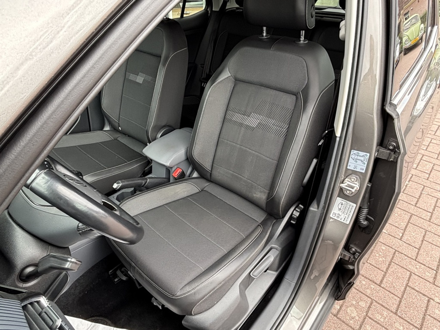 Foto van Volkswagen T-cross