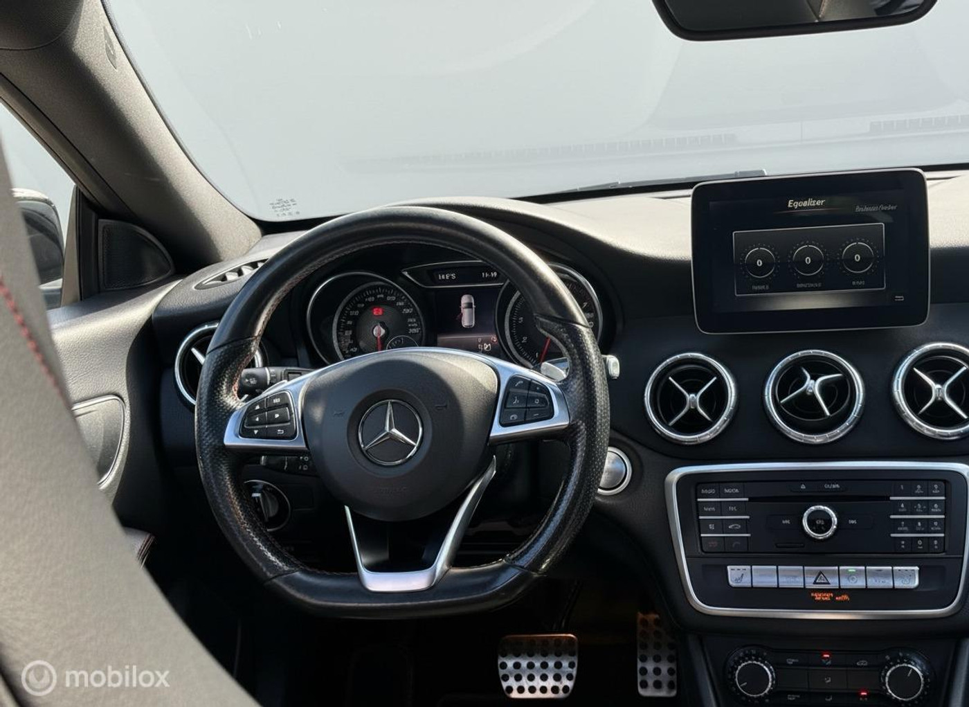 Foto van Mercedes-Benz Cla 200