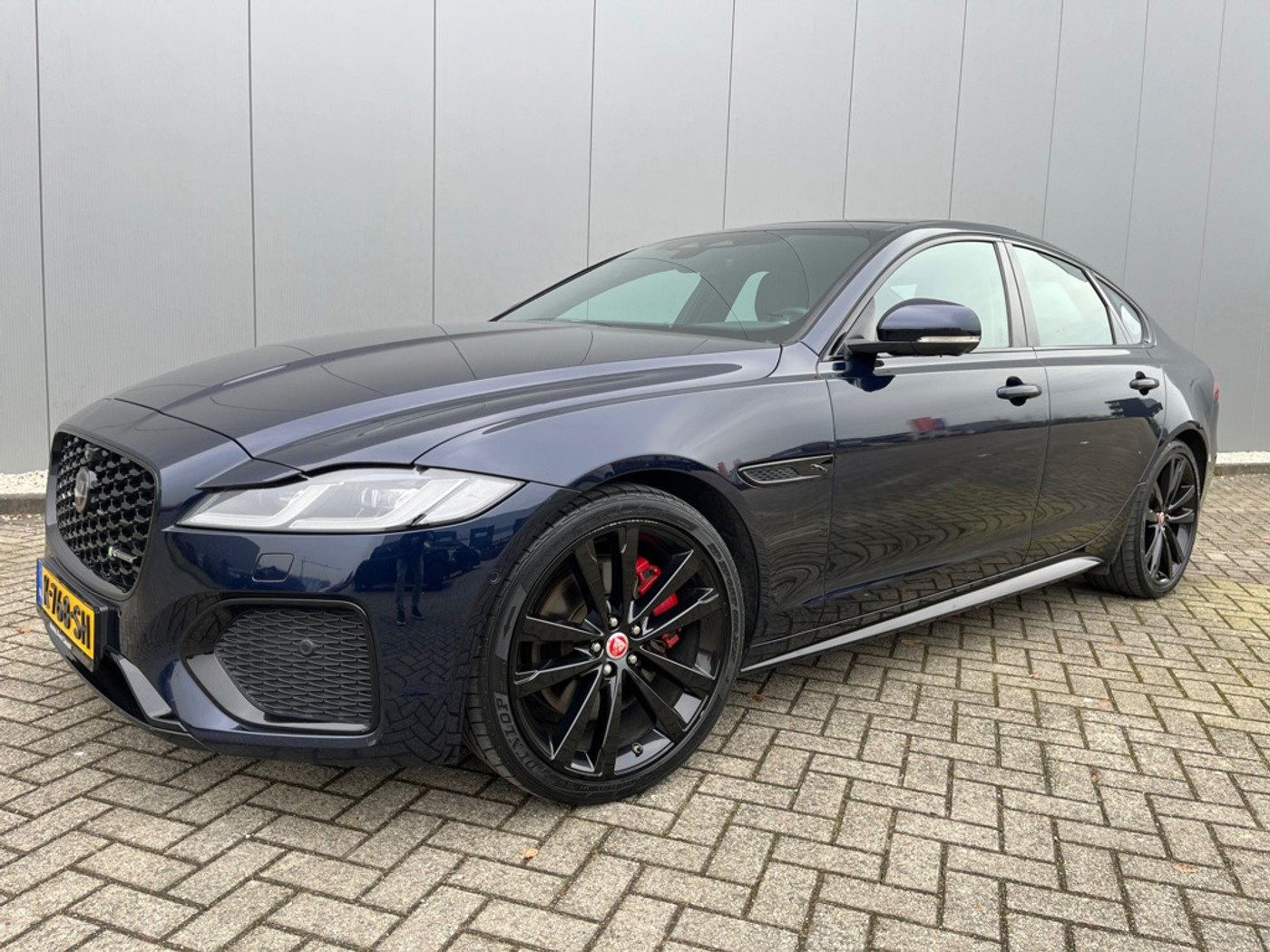Jaguar Jaguar XF 2.0 D200 HSE R-Dynamic 2021 - voorkant