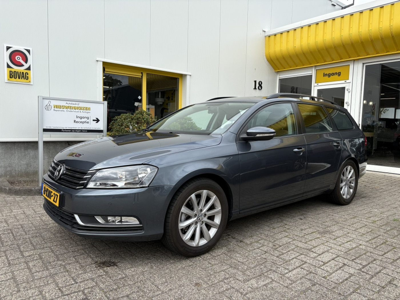 Volkswagen Passat 1.4 TSI 123PK Leer Nieuwe Ketting + Banden 2013 - voorkant