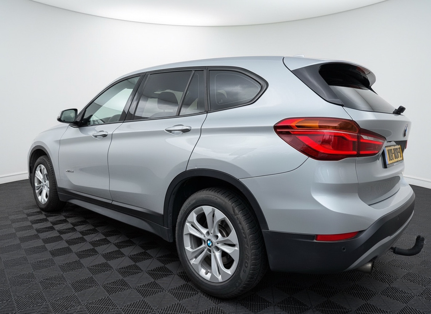 Foto van BMW X1 Xdrive20i