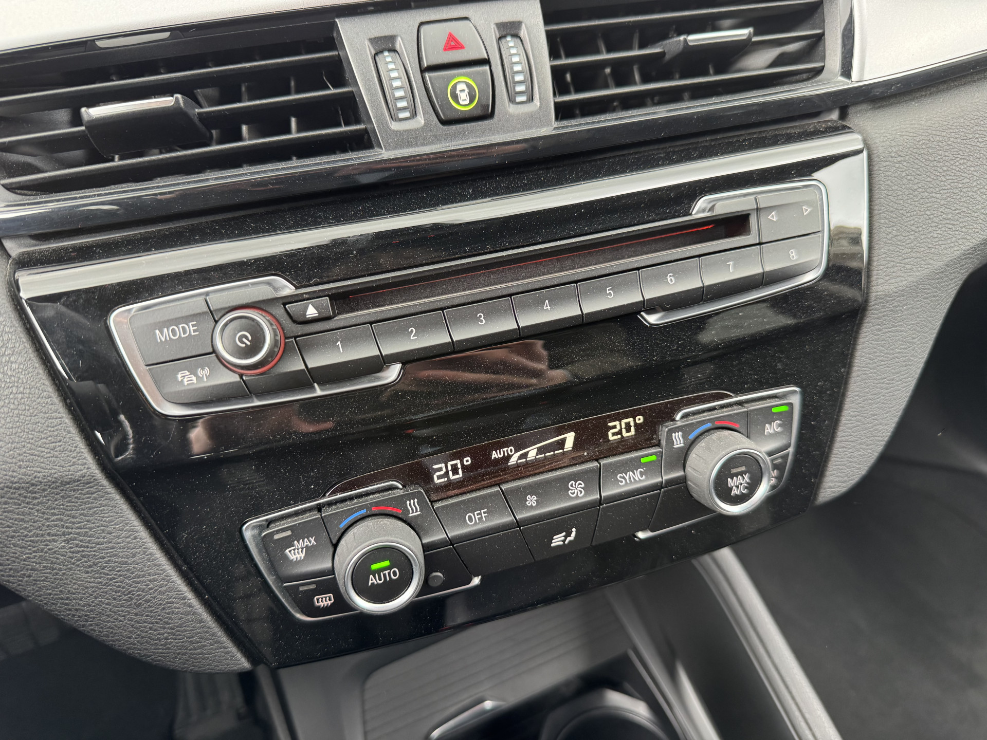 Foto van BMW X1 Xdrive20i