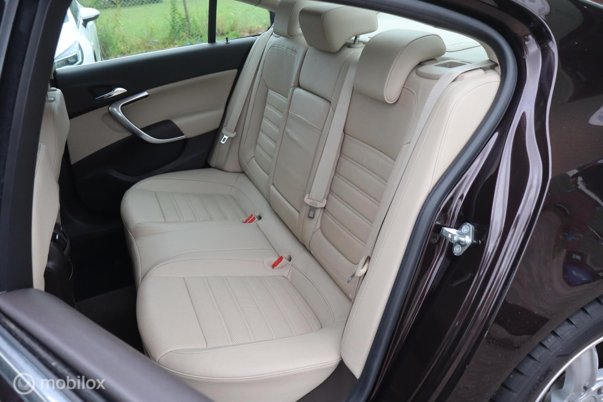 Foto van Opel Insignia Limousine NB