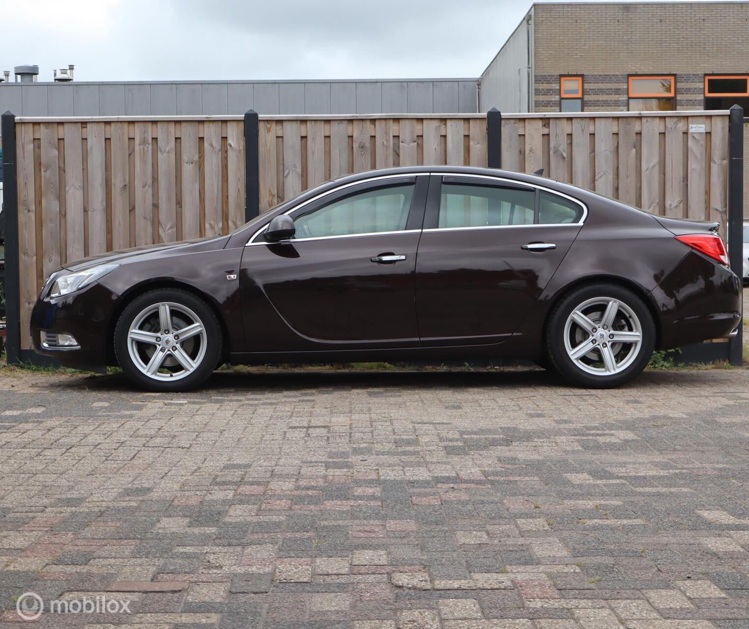Foto van Opel Insignia Limousine NB