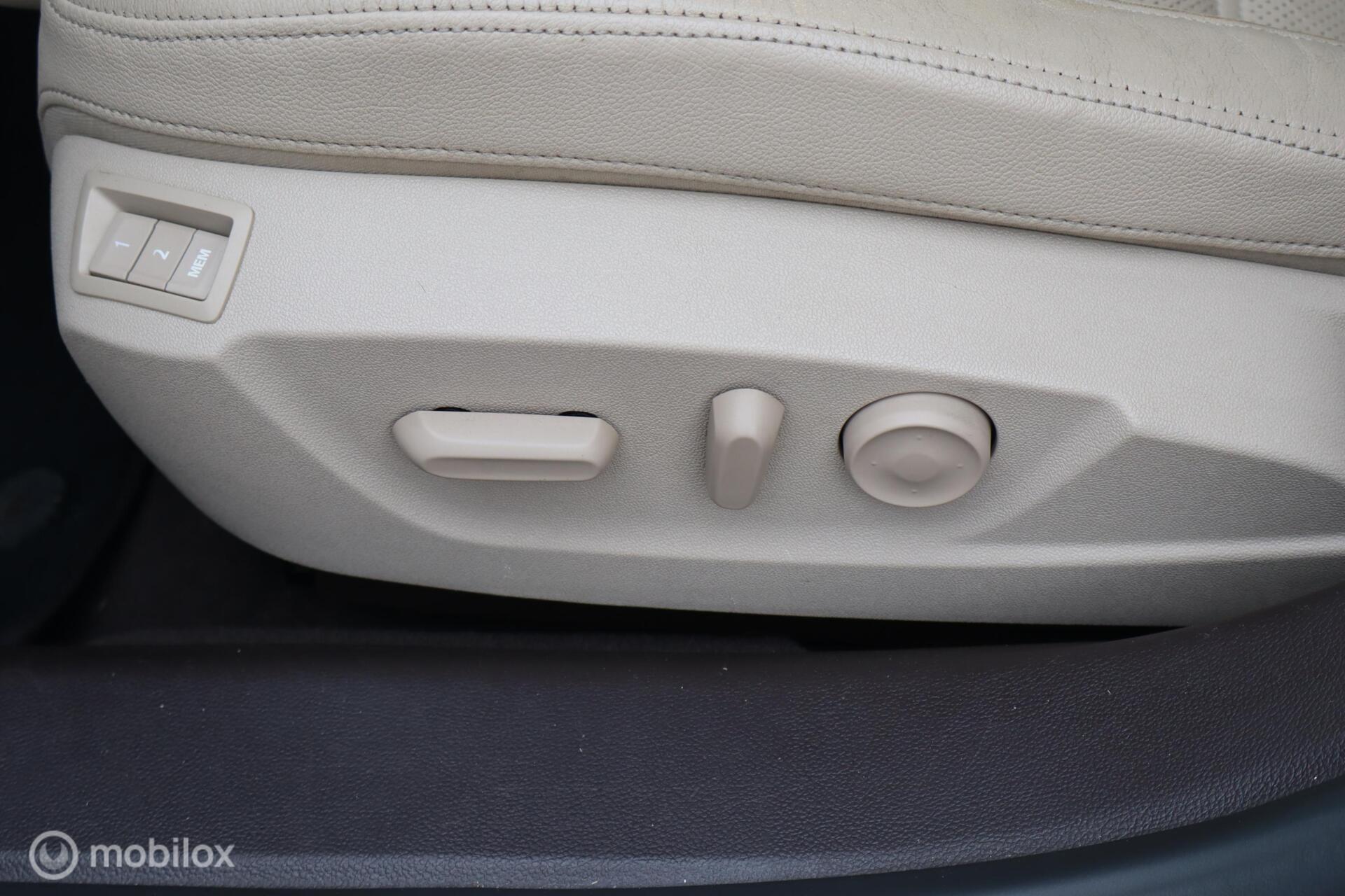 Foto van Opel Insignia Limousine NB