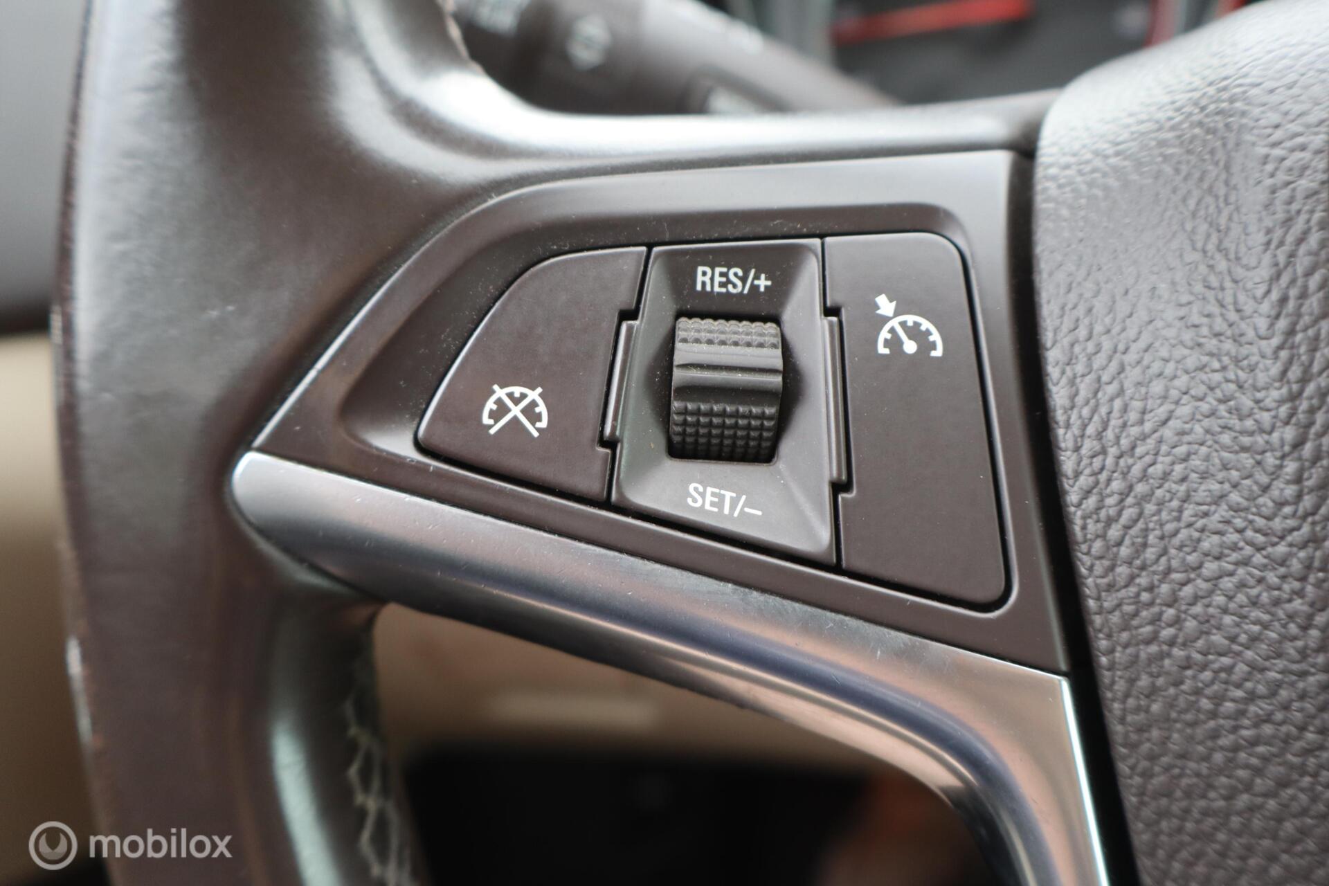 Foto van Opel Insignia Limousine NB