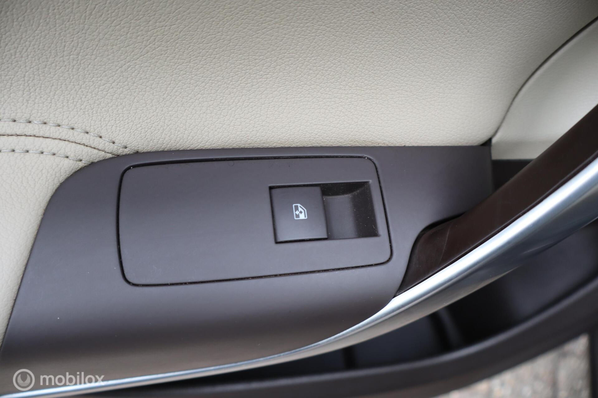 Foto van Opel Insignia Limousine NB