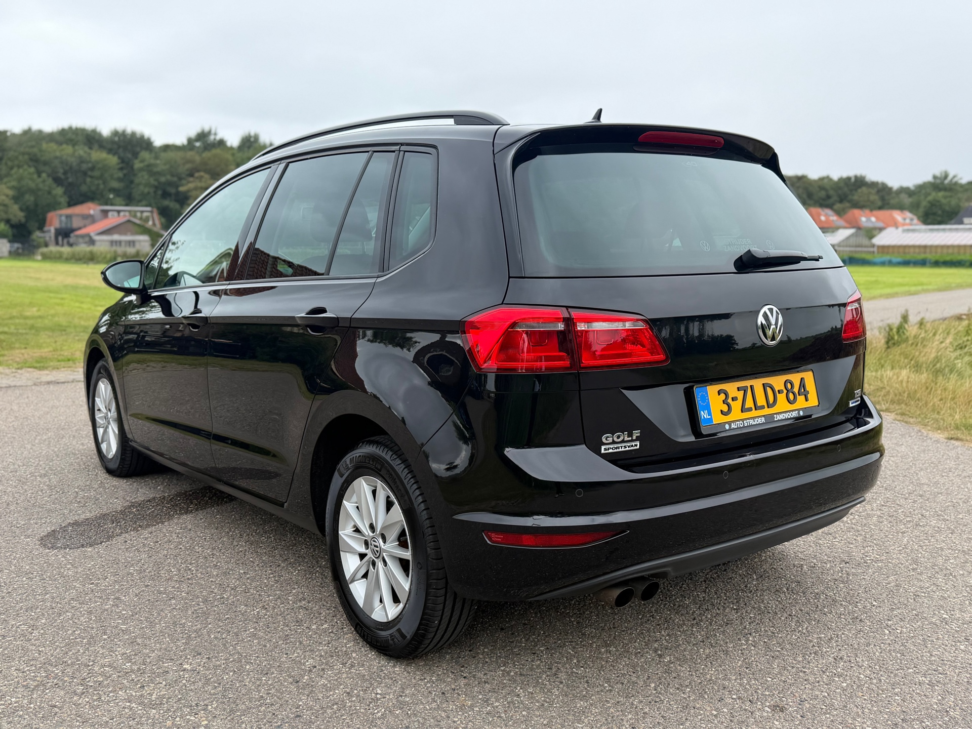 Foto van Volkswagen Golf Sportsvan