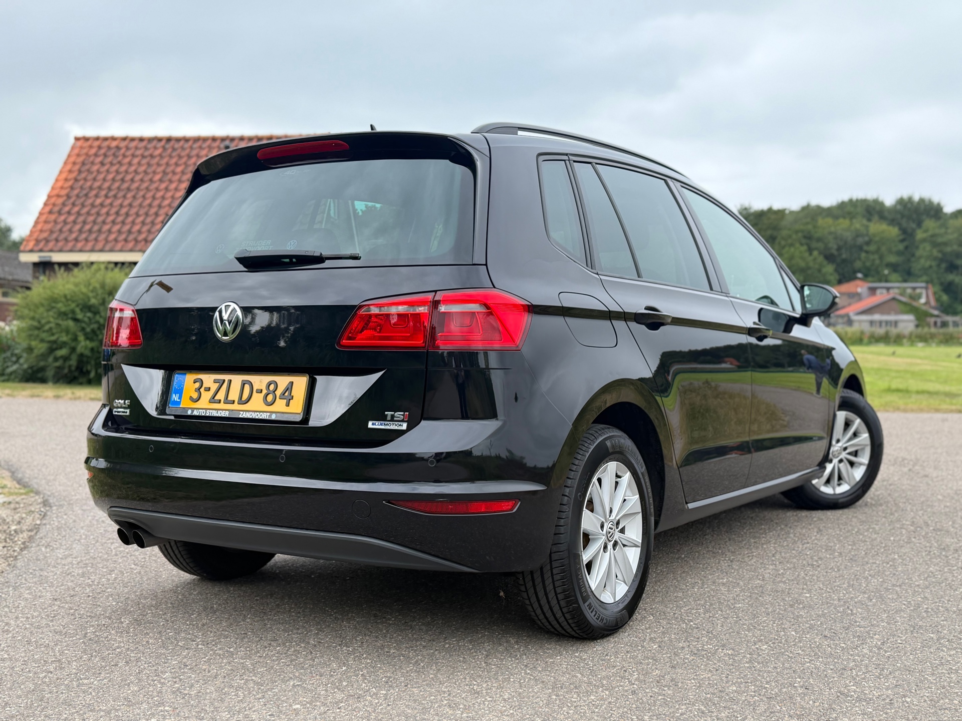 Foto van Volkswagen Golf Sportsvan
