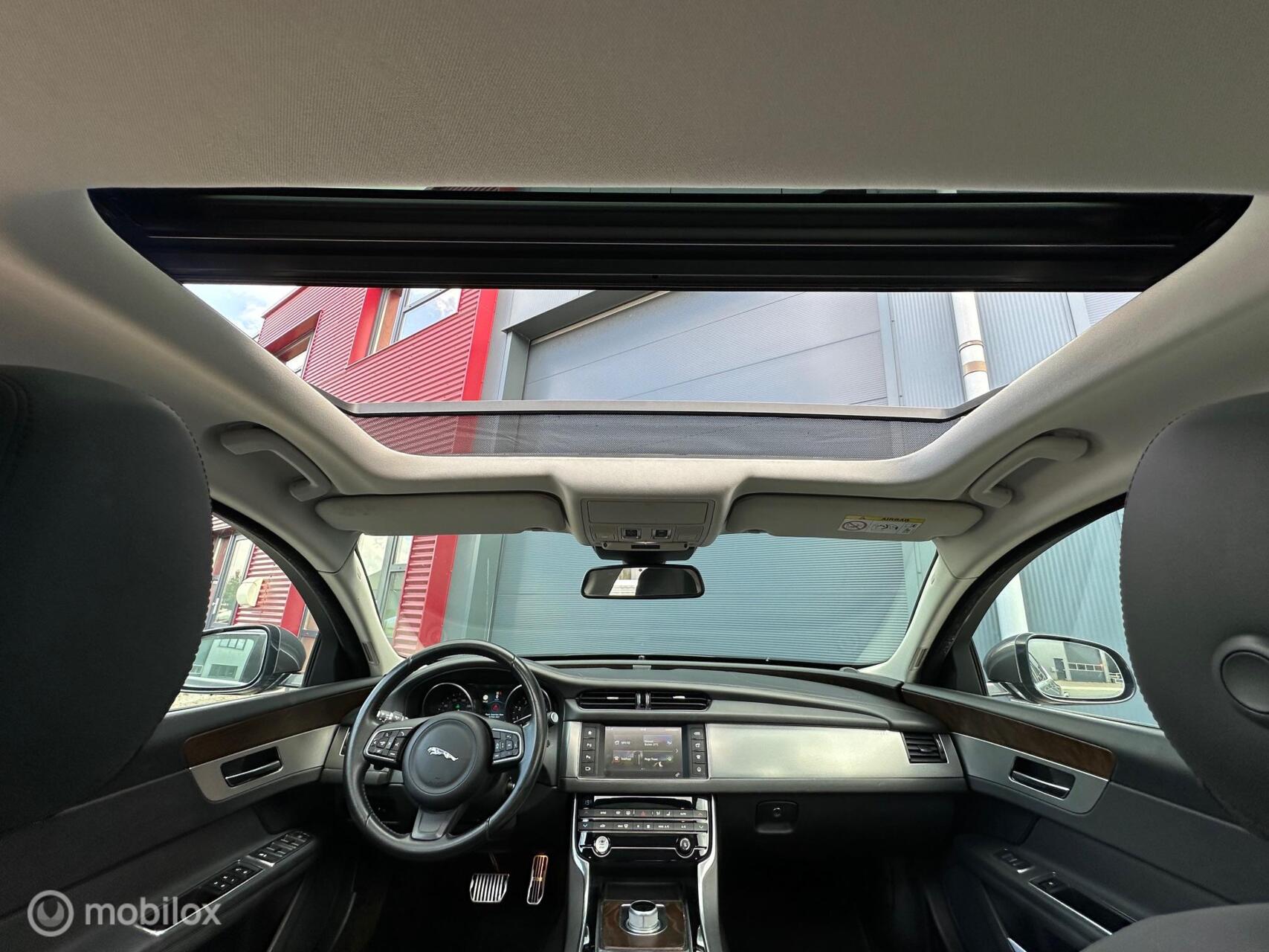 Foto van Jaguar Jaguar XF