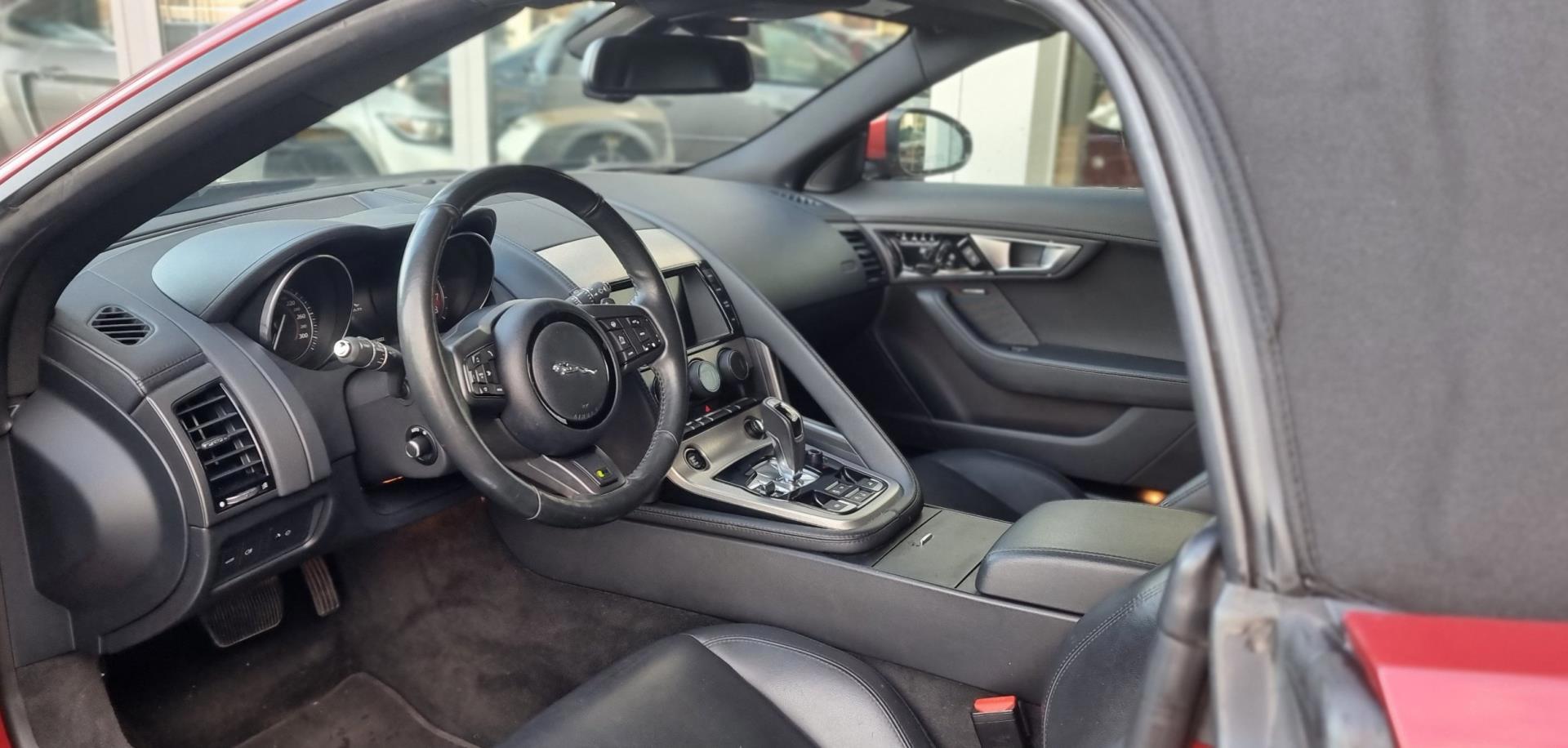 Foto van Jaguar F-type