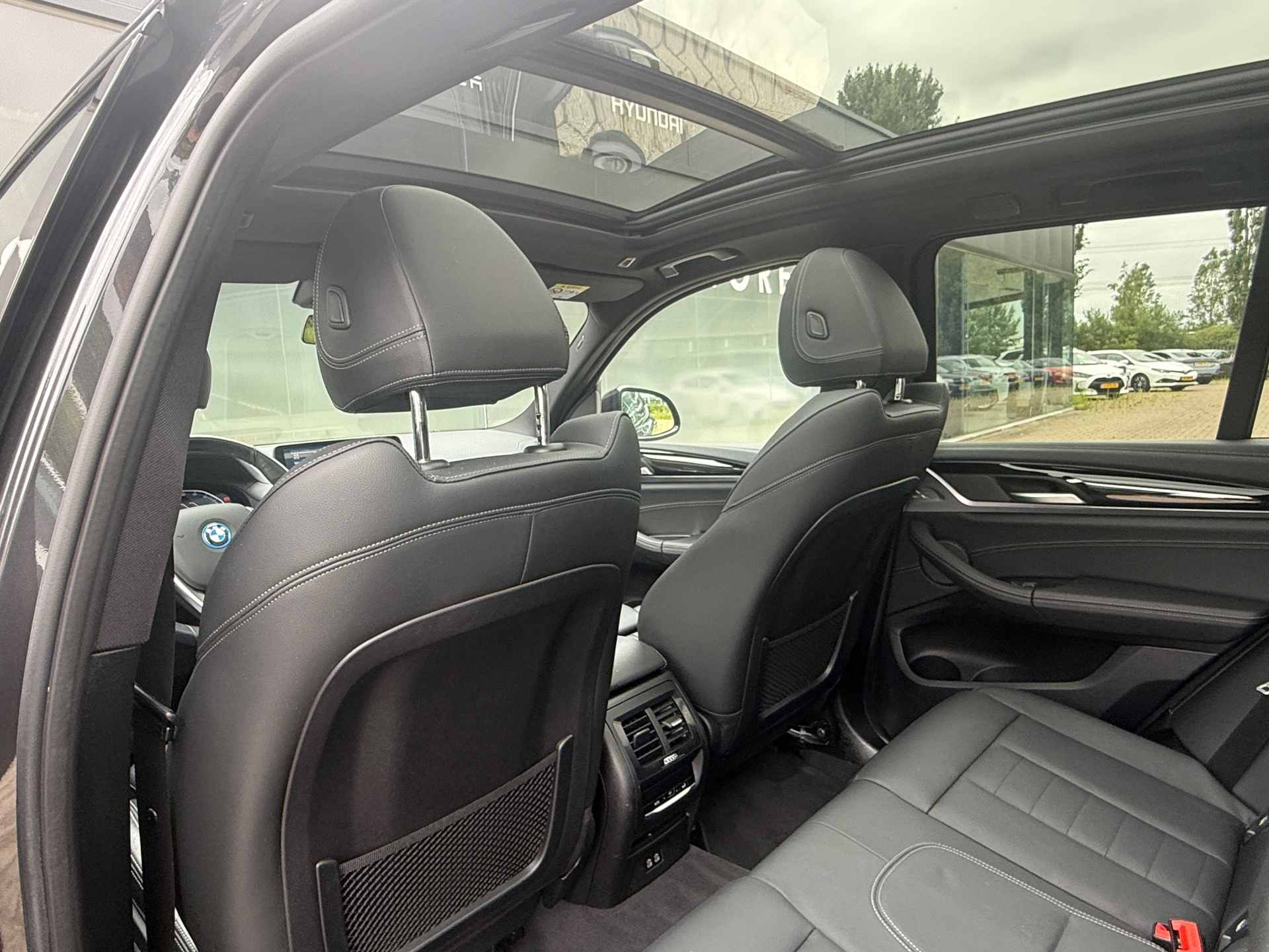 Foto van BMW Ix3