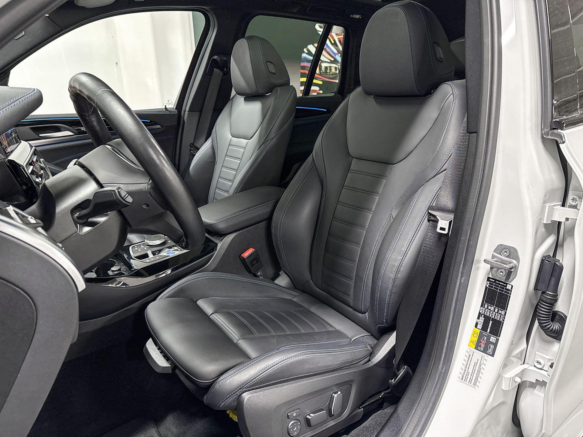 Foto van BMW Ix3