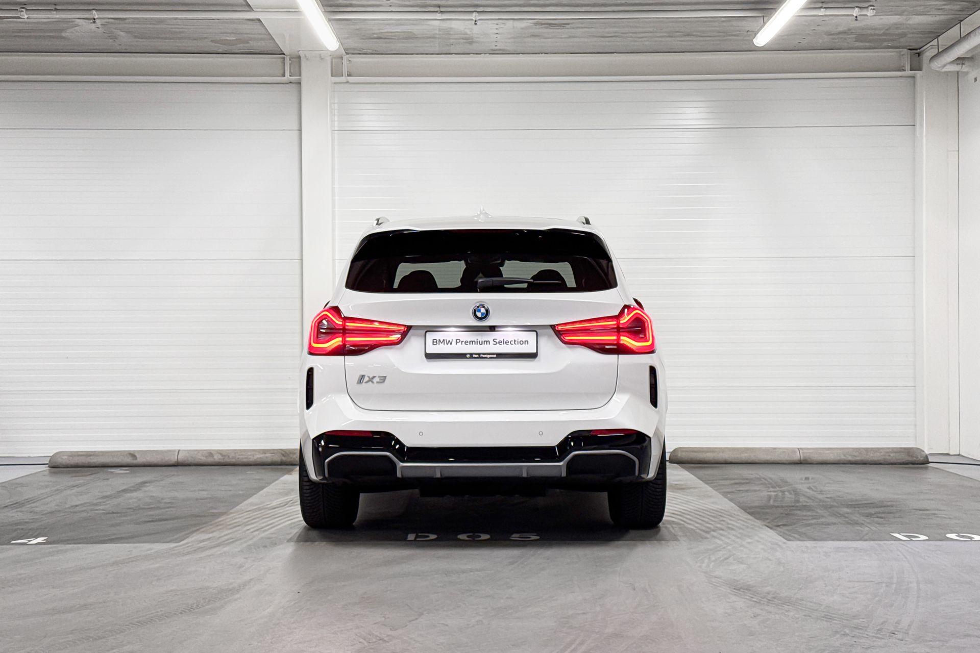 Foto van BMW Ix3