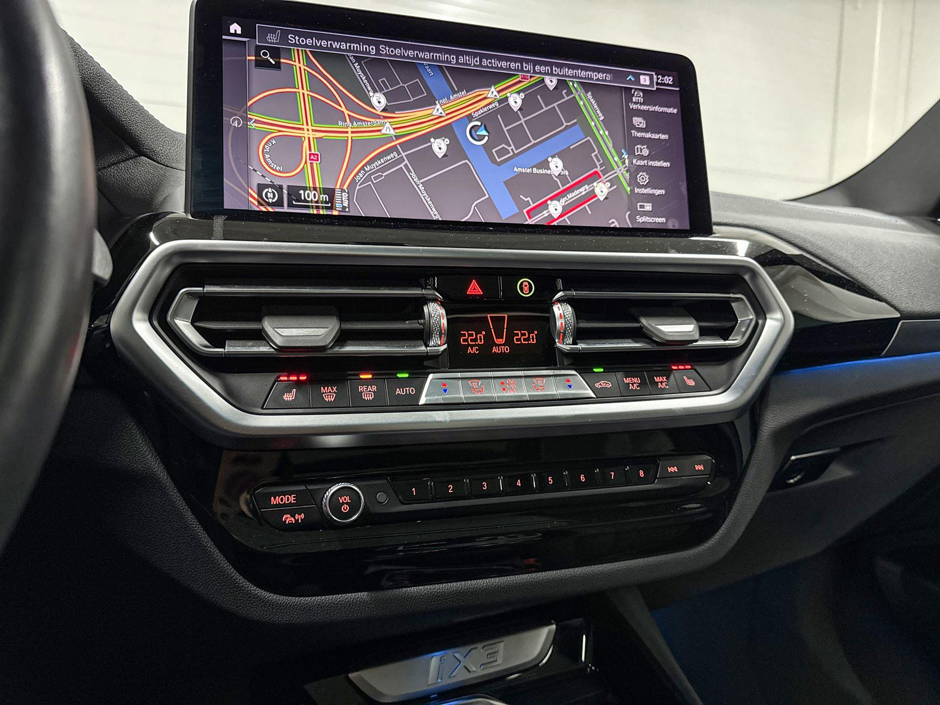 Foto van BMW Ix3
