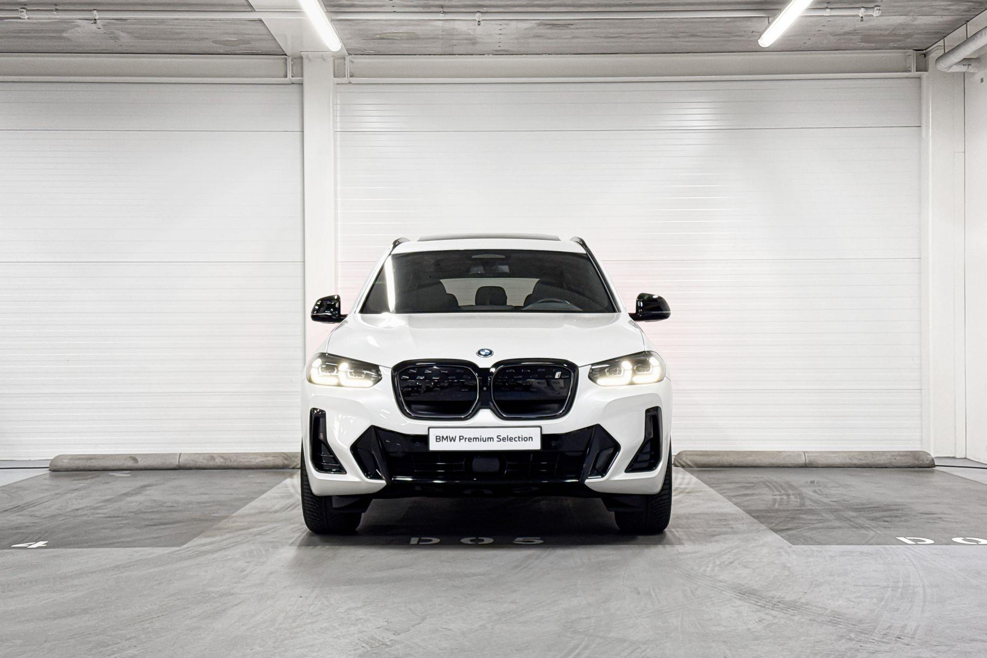 Foto van BMW Ix3