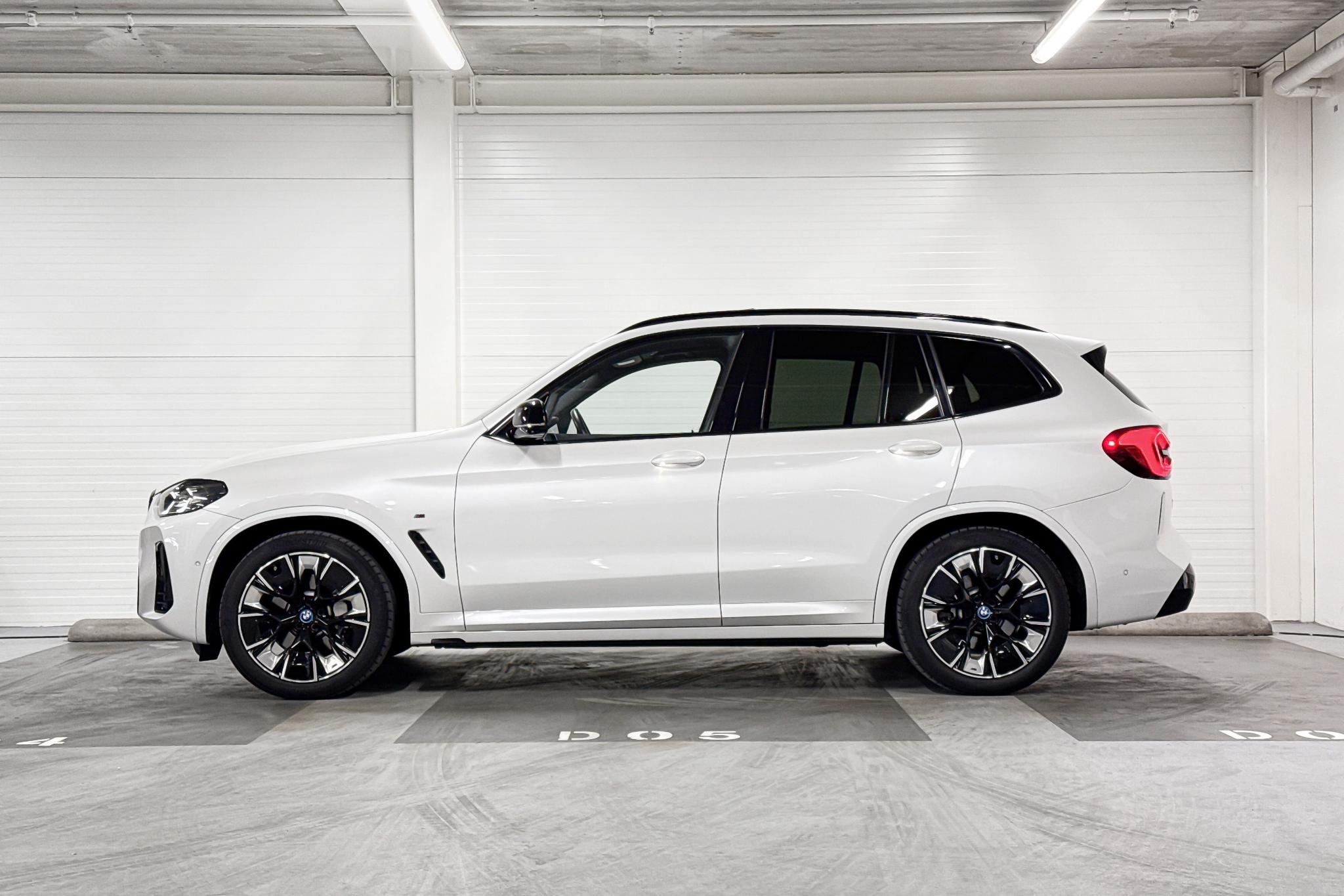 Foto van BMW Ix3