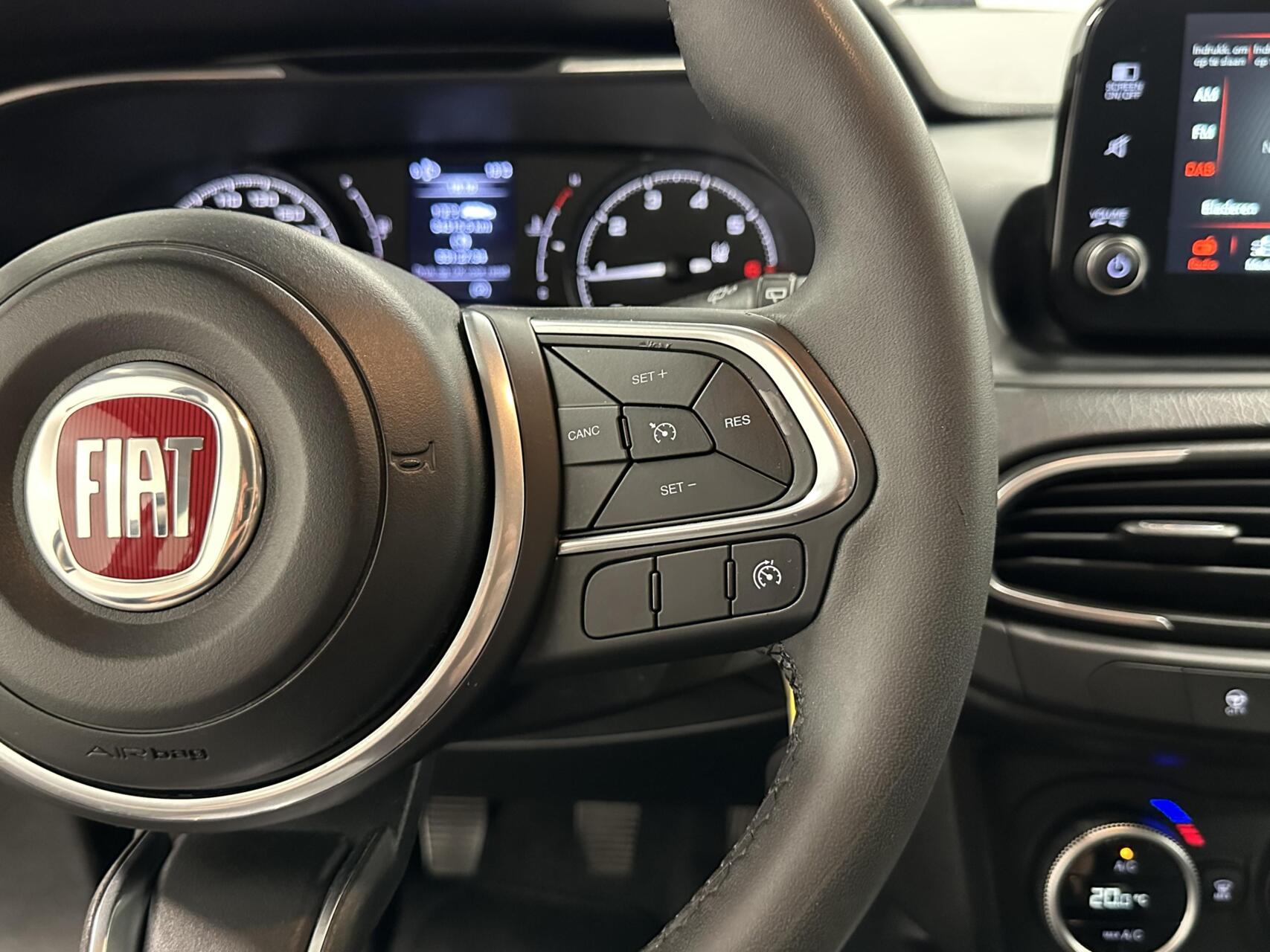 Foto van Fiat Fiat Tipo