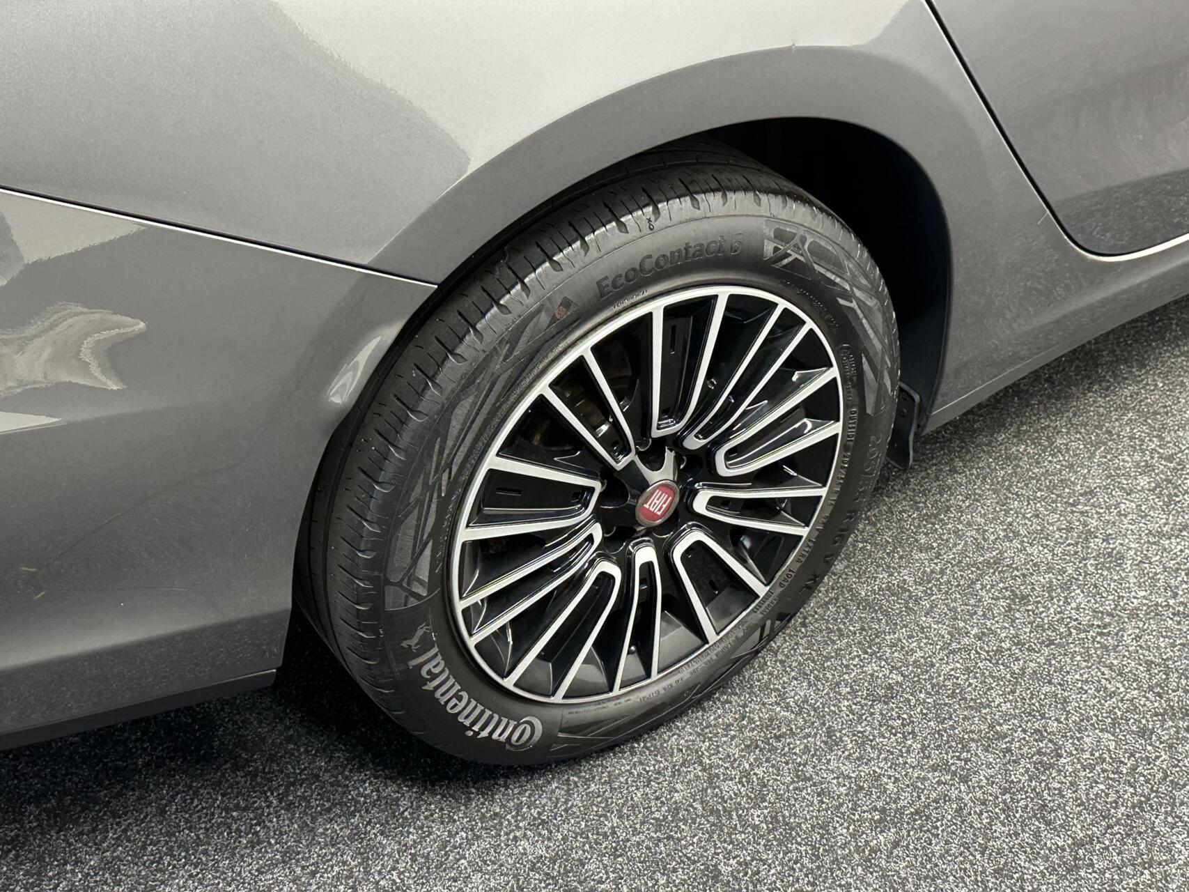 Foto van Fiat Fiat Tipo