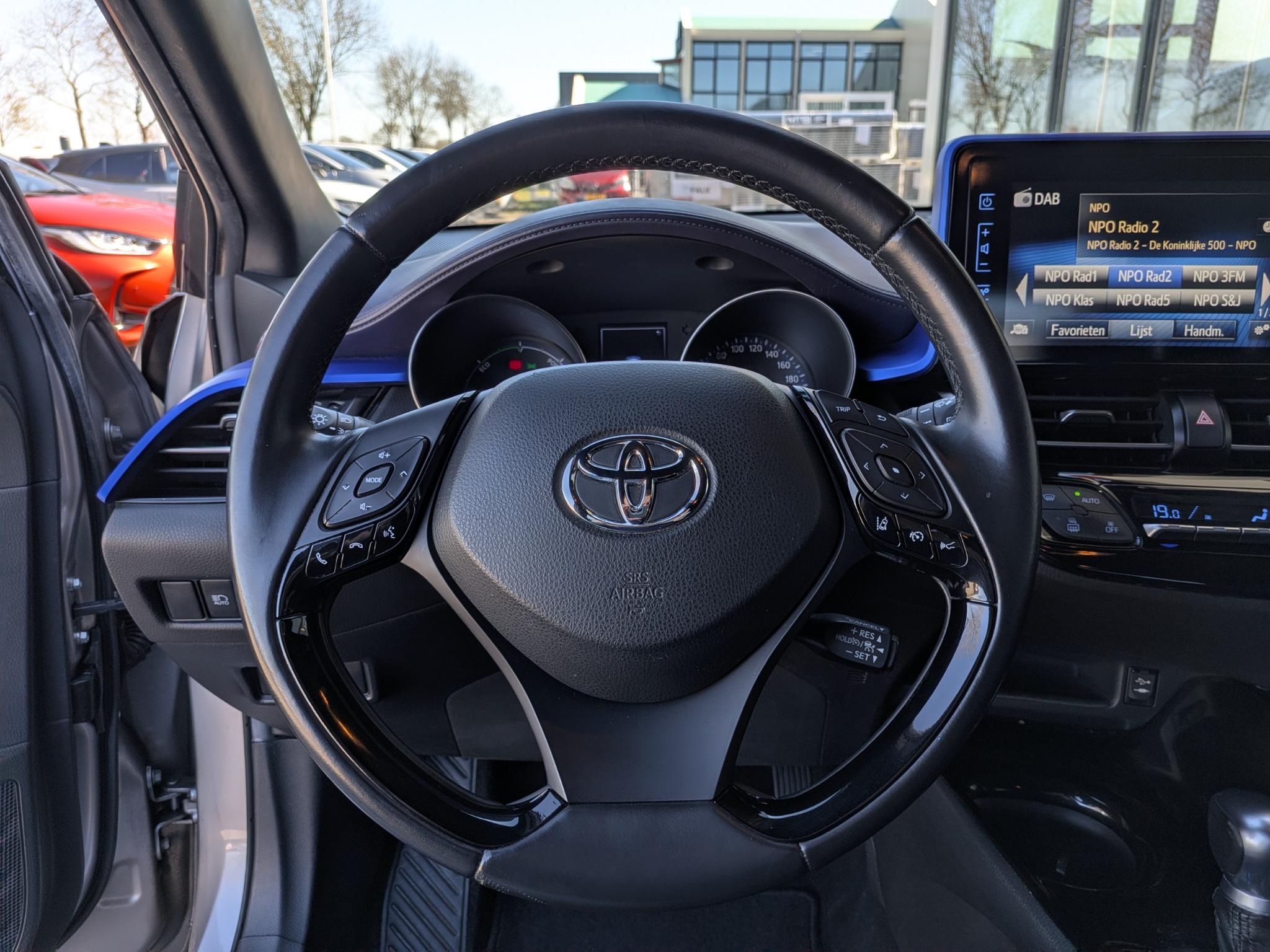 Foto van Toyota Toyota C-hr