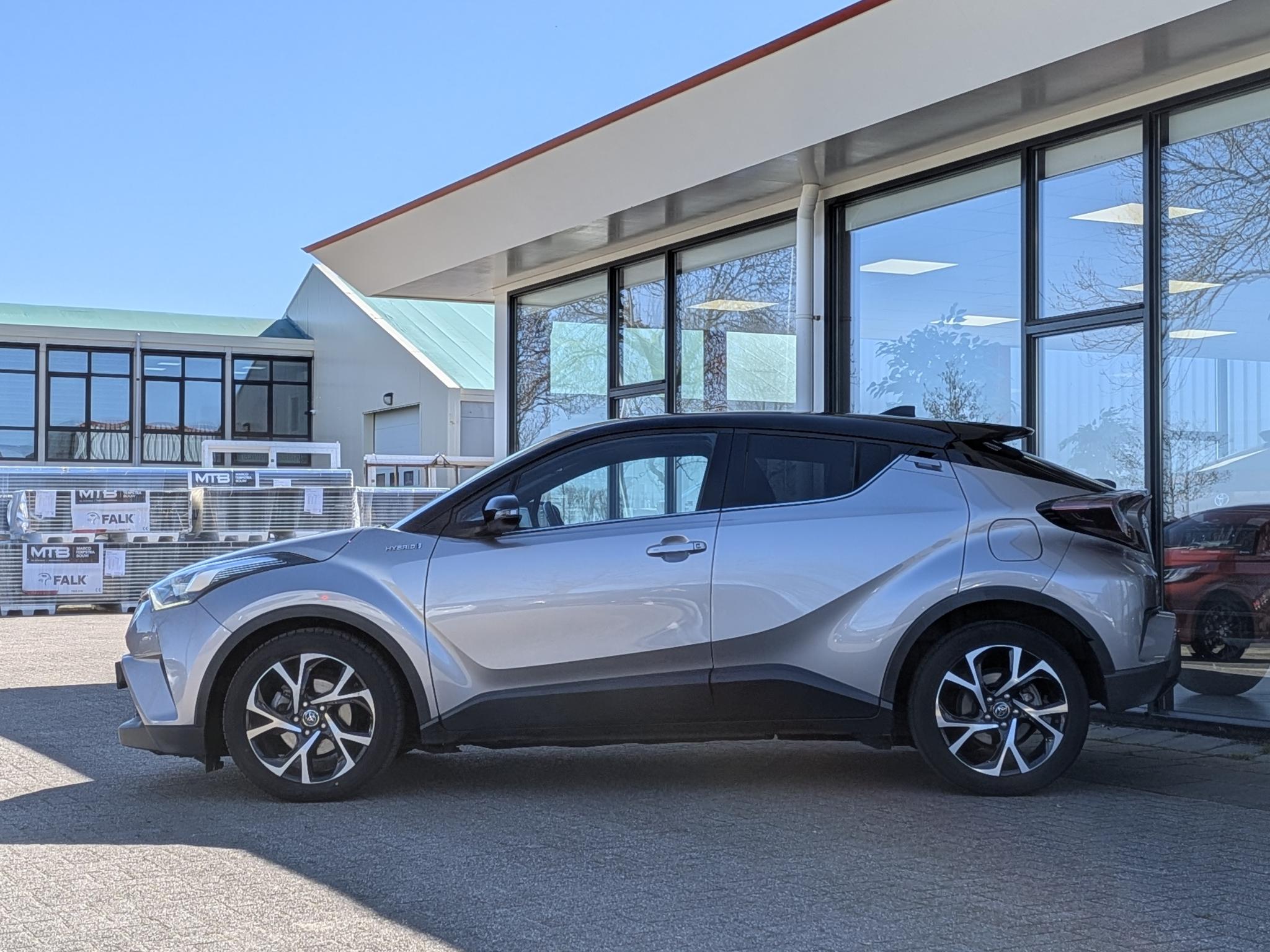 Foto van Toyota Toyota C-hr