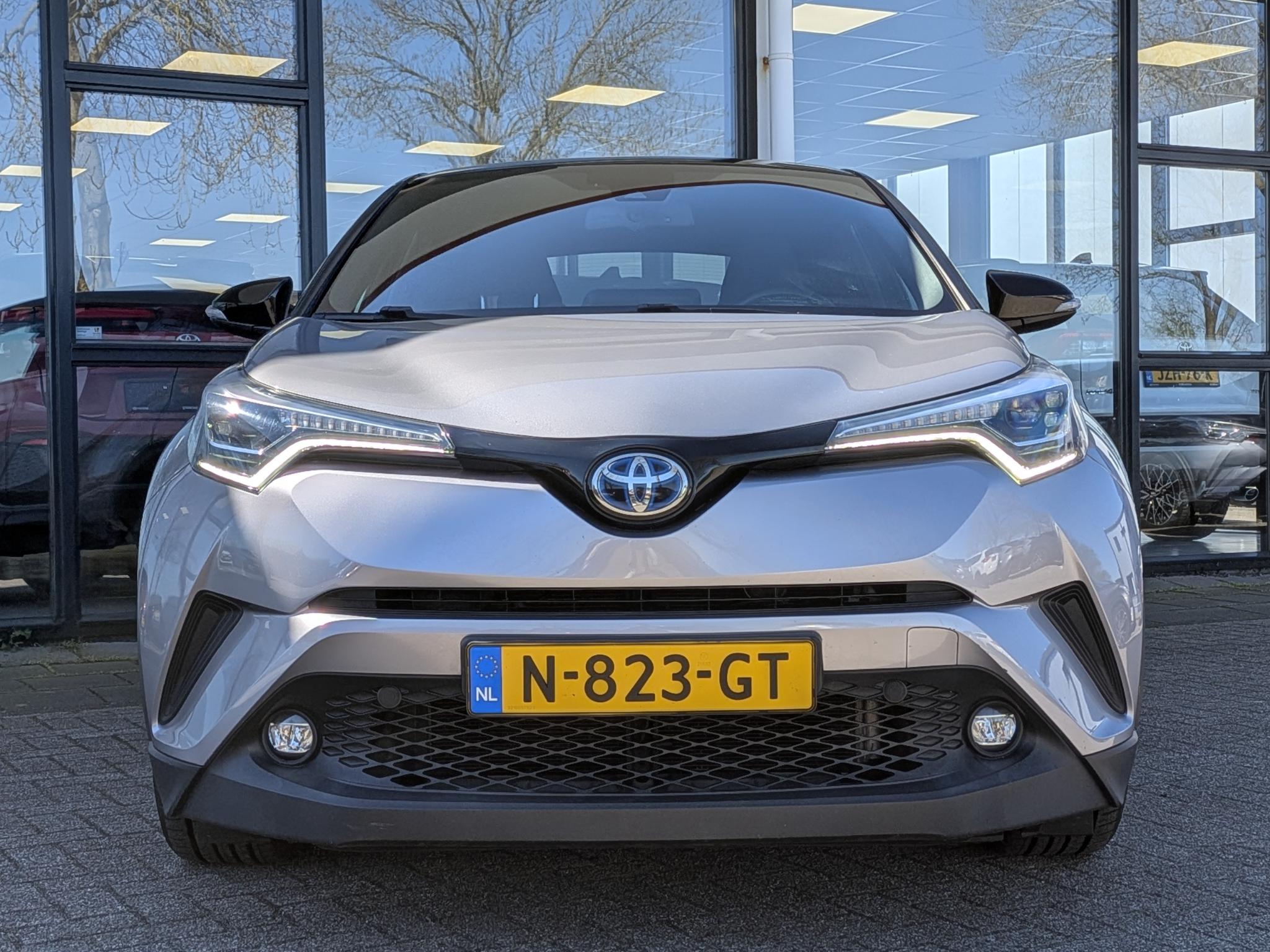 Foto van Toyota Toyota C-hr