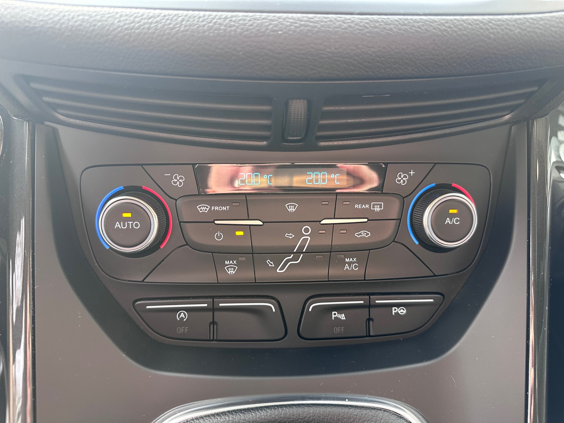 Foto van Ford C-max