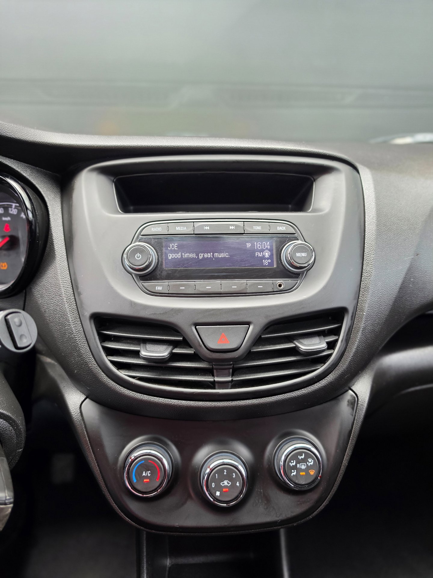 Foto van Opel Karl / Viva