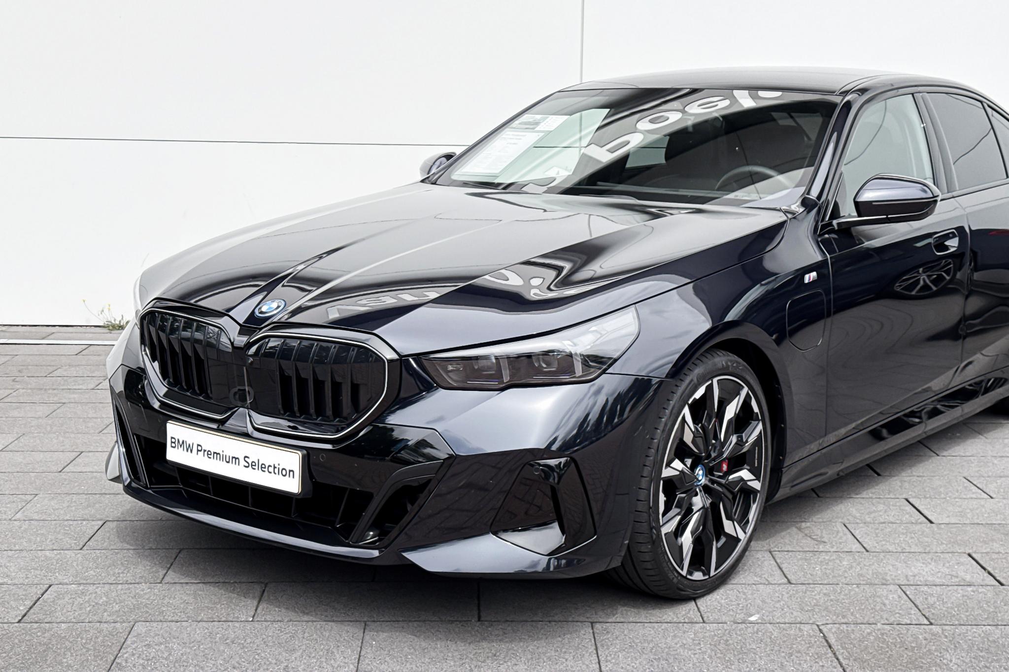 Foto van BMW 550e xDrive