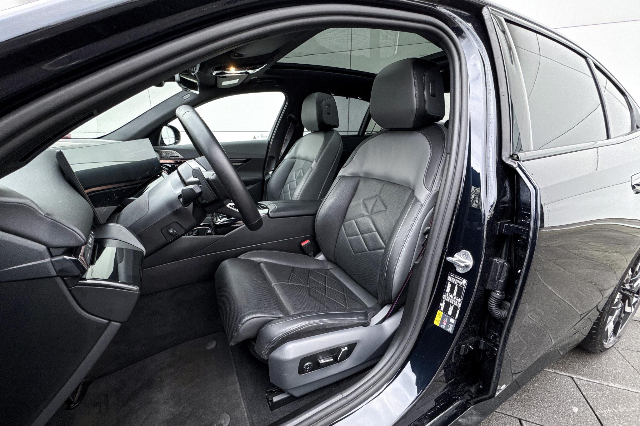 Foto van BMW 550e xDrive