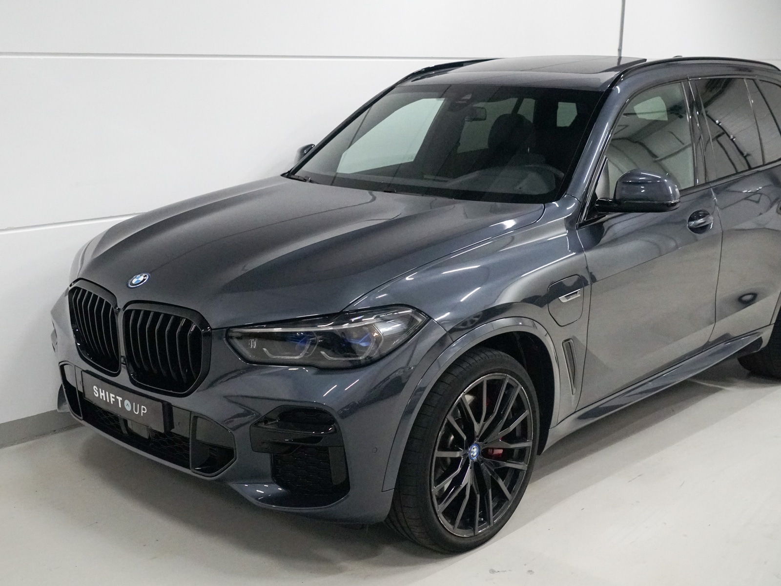 Foto van BMW X5 Xdrive45e