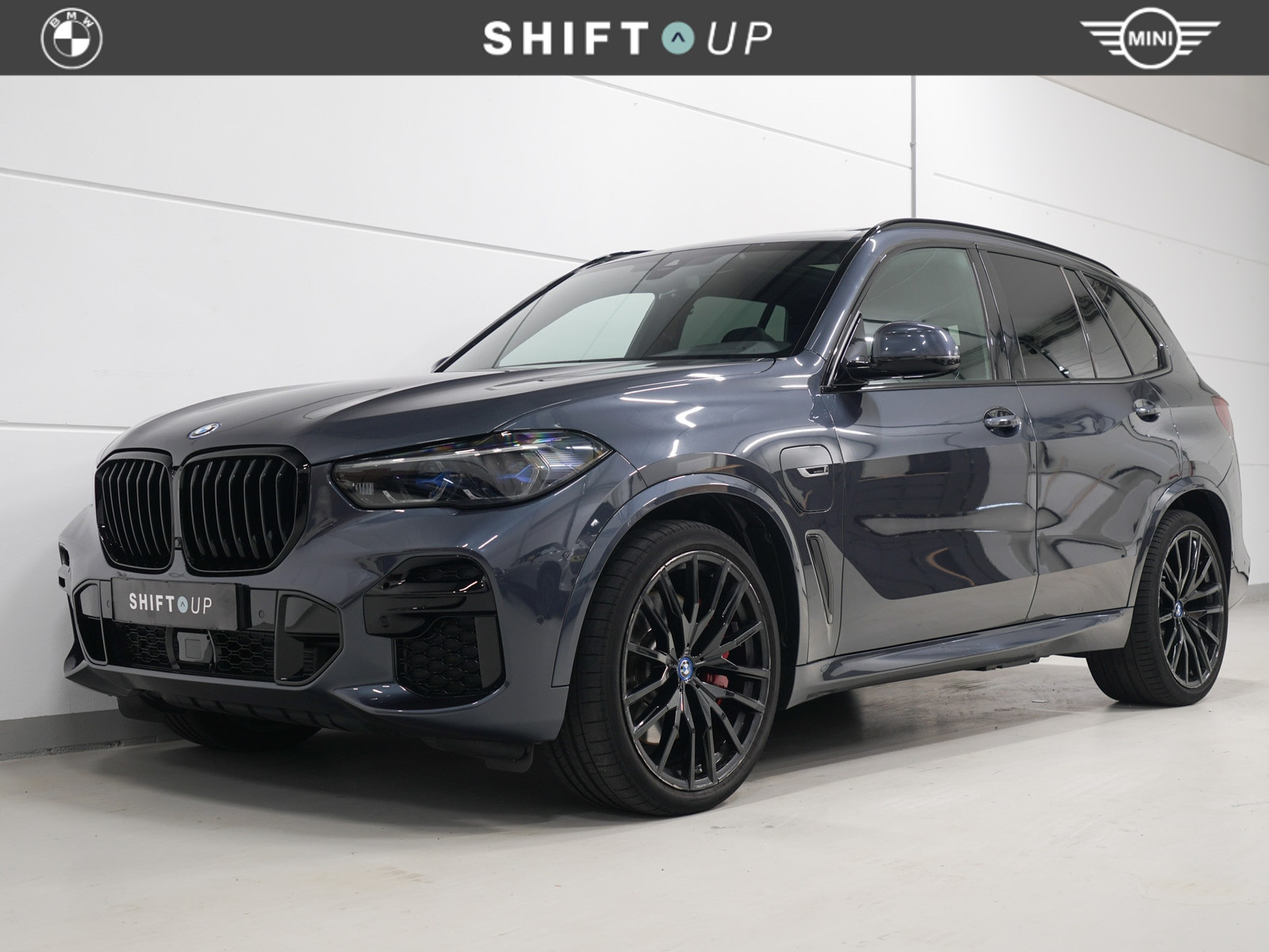 BMW X5 Xdrive45e xDrive45e M-Sport | Panoramadak | CoPilot | Laser 2022 - voorkant