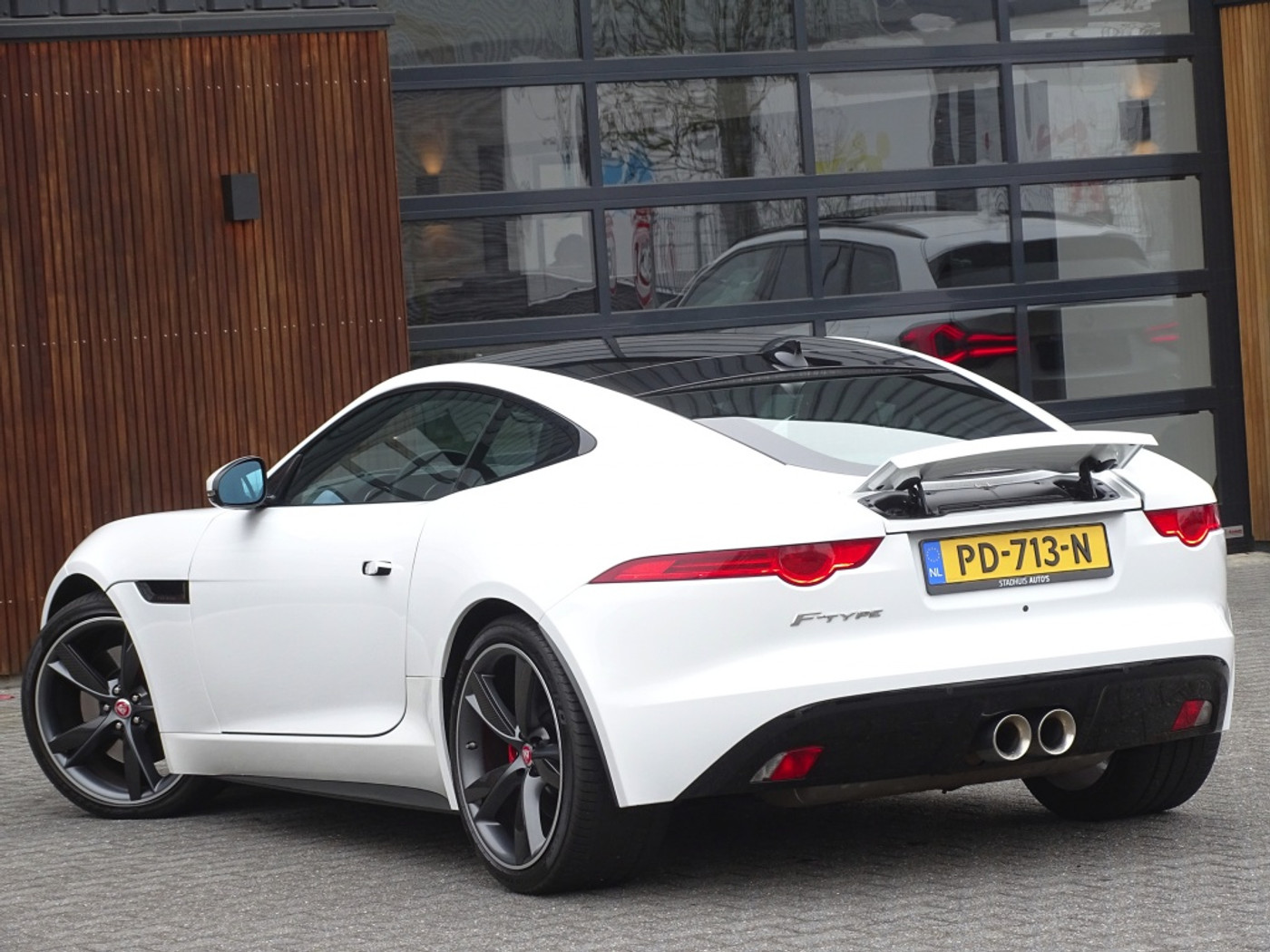 Foto van Jaguar F-type