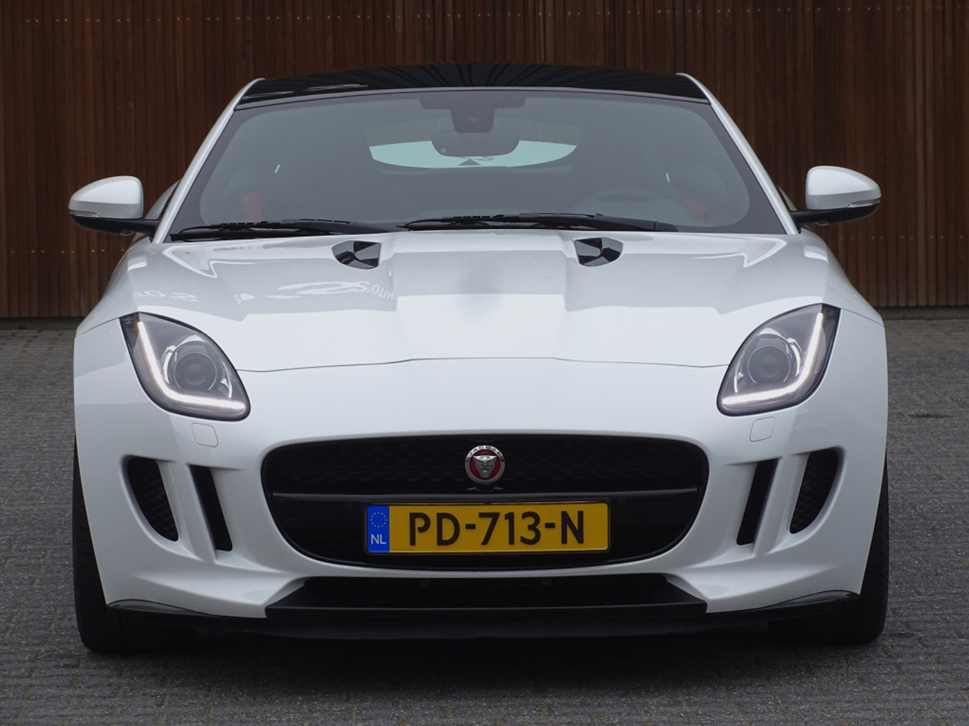 Foto van Jaguar F-type