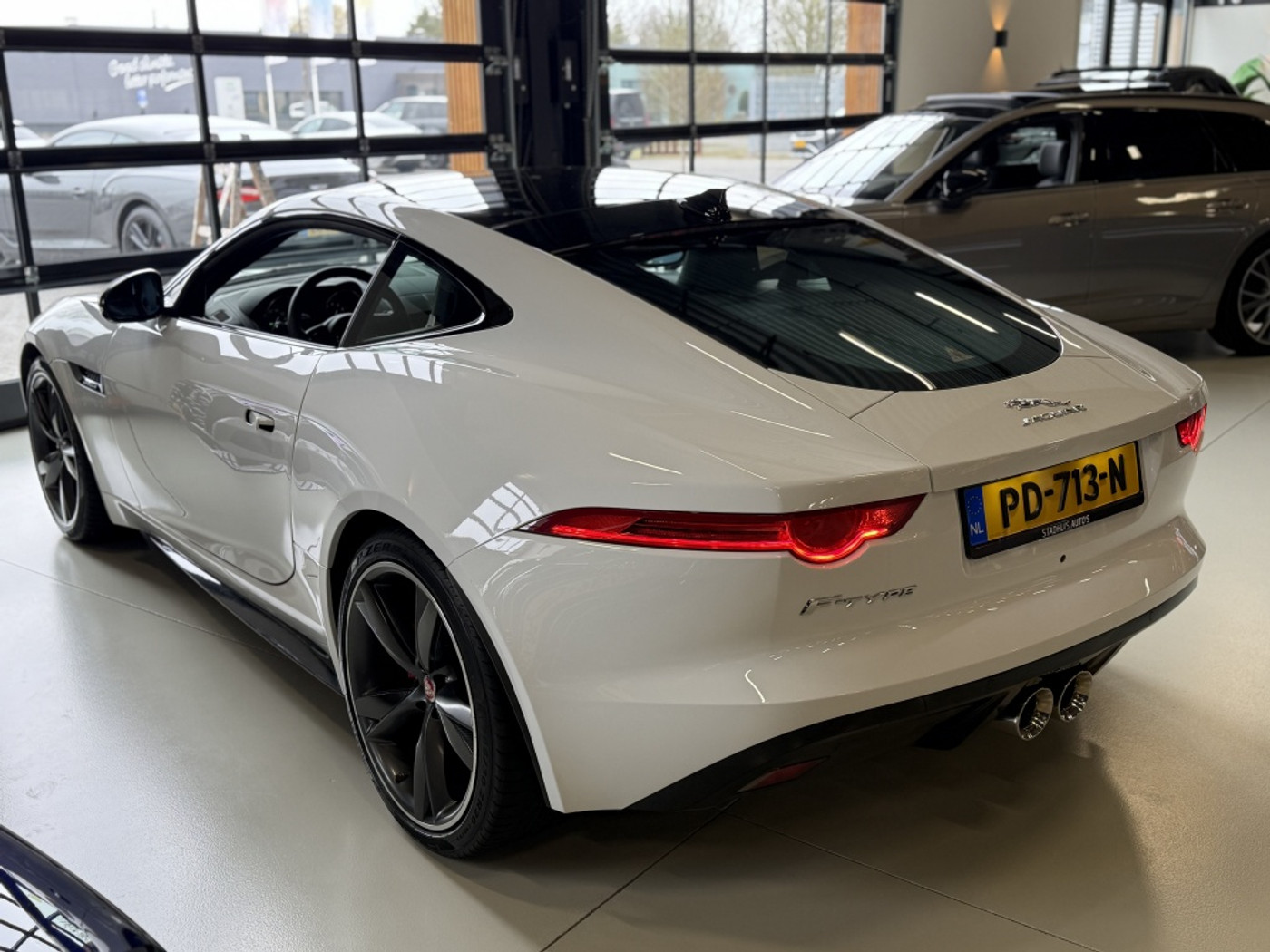 Foto van Jaguar F-type