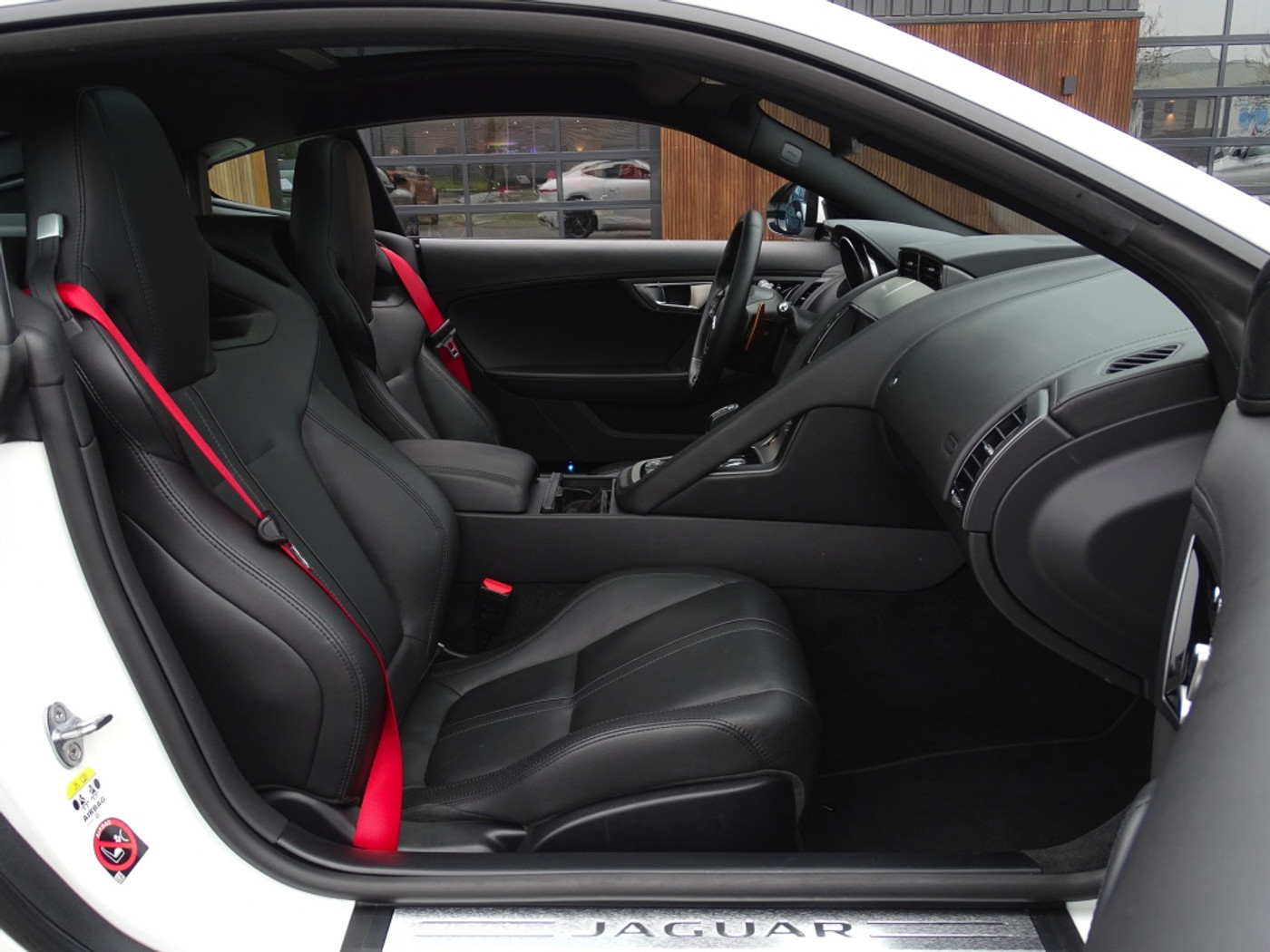 Foto van Jaguar F-type