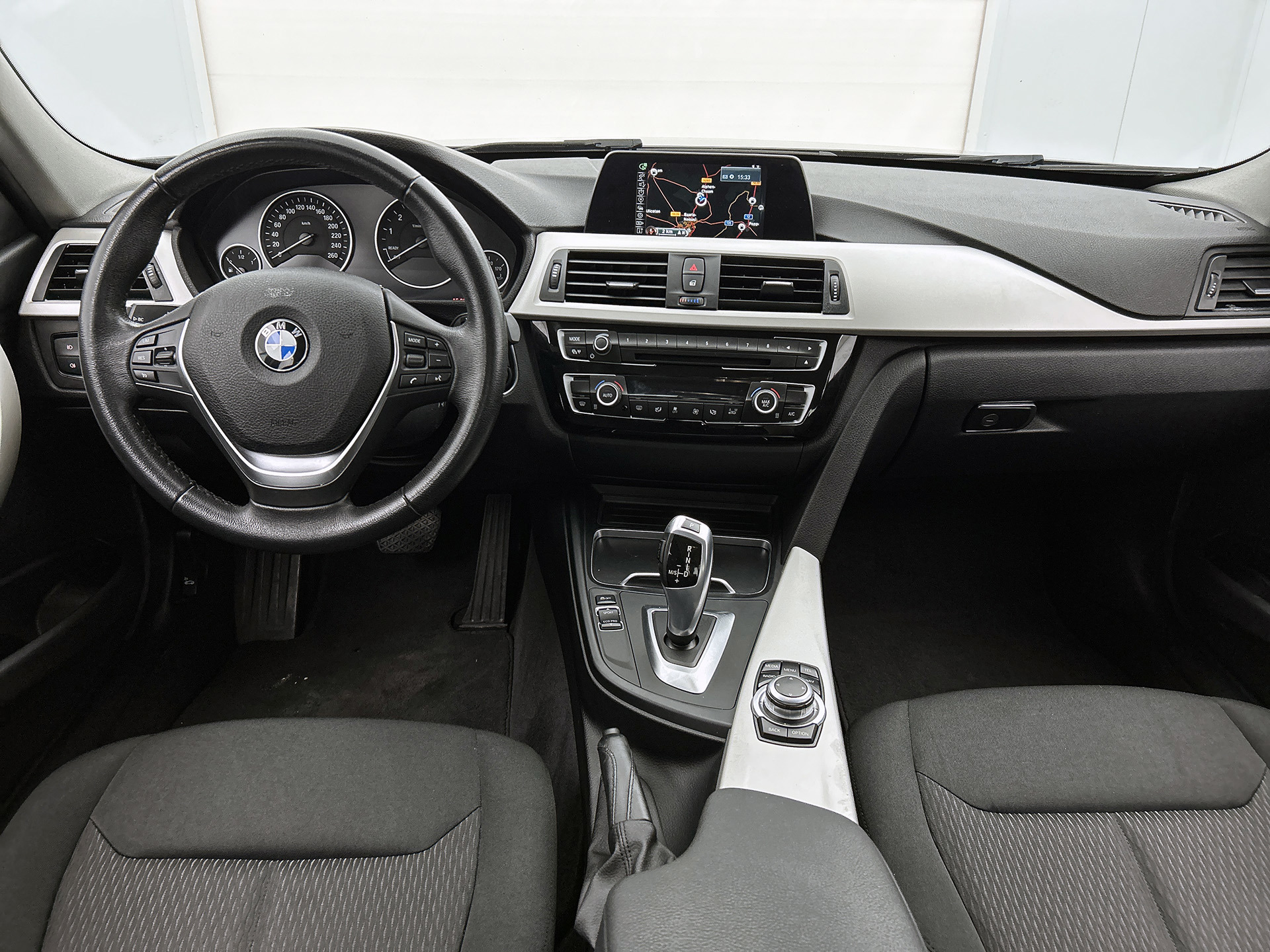 Foto van BMW 318i