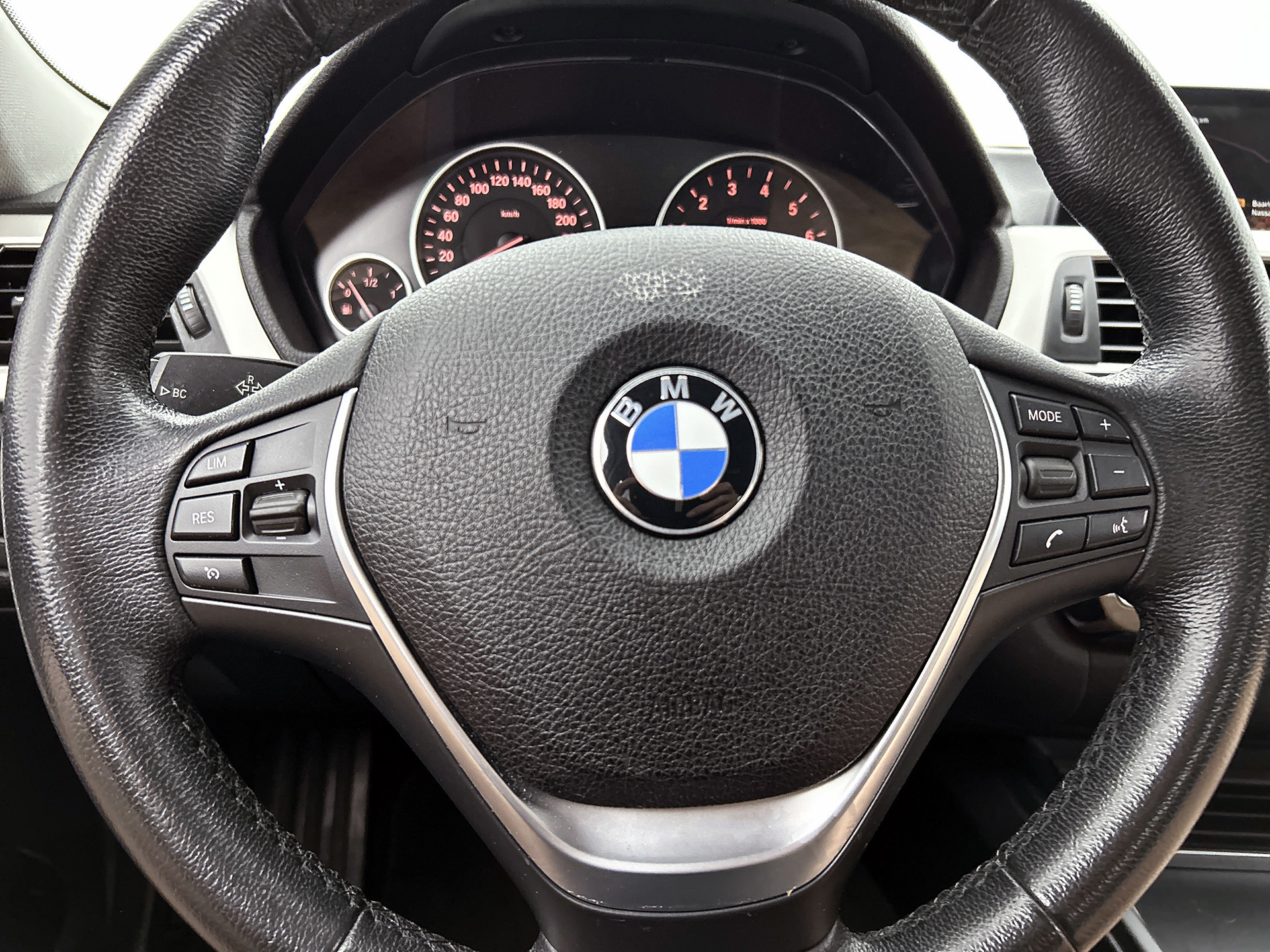 Foto van BMW 318i