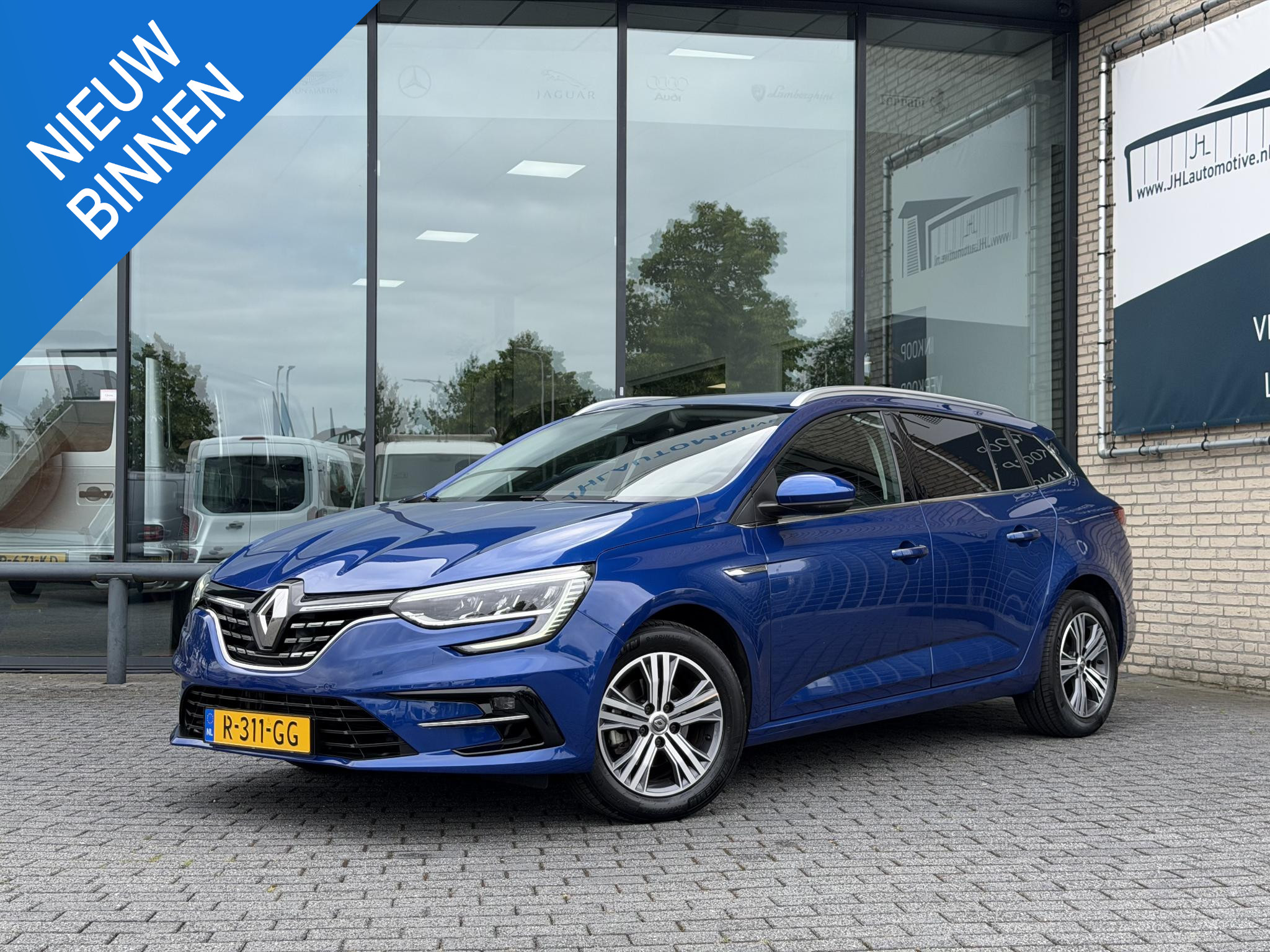 Renault Megane 1.3 TCe Intens*ECC*HAAK*CRUISE*CAM*LED*NAVI* 2022 - voorkant