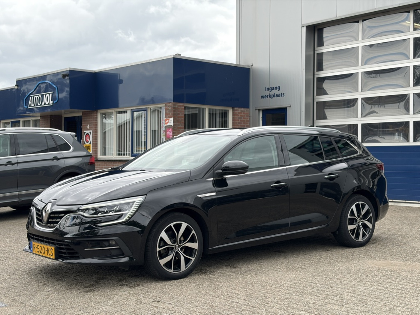 Renault Megane 1.3 TCe Inten|achteruitrijcamera|navi|rijklaarprijs 2022 - voorkant