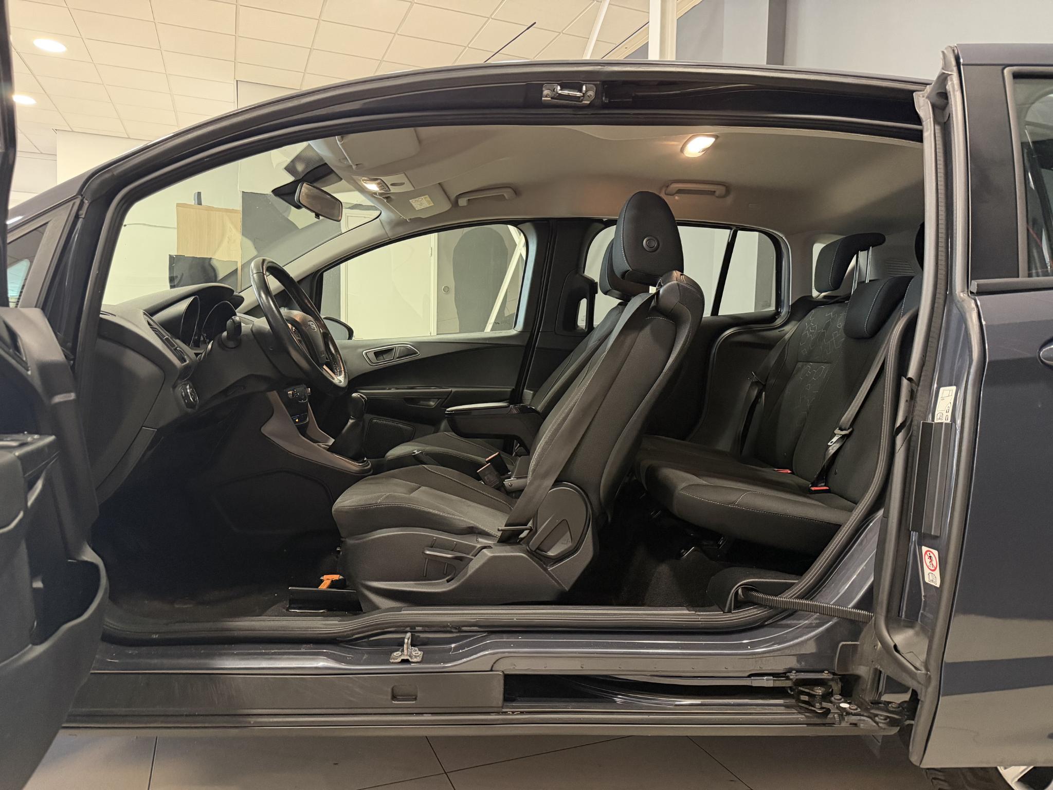 Foto van Ford B-max