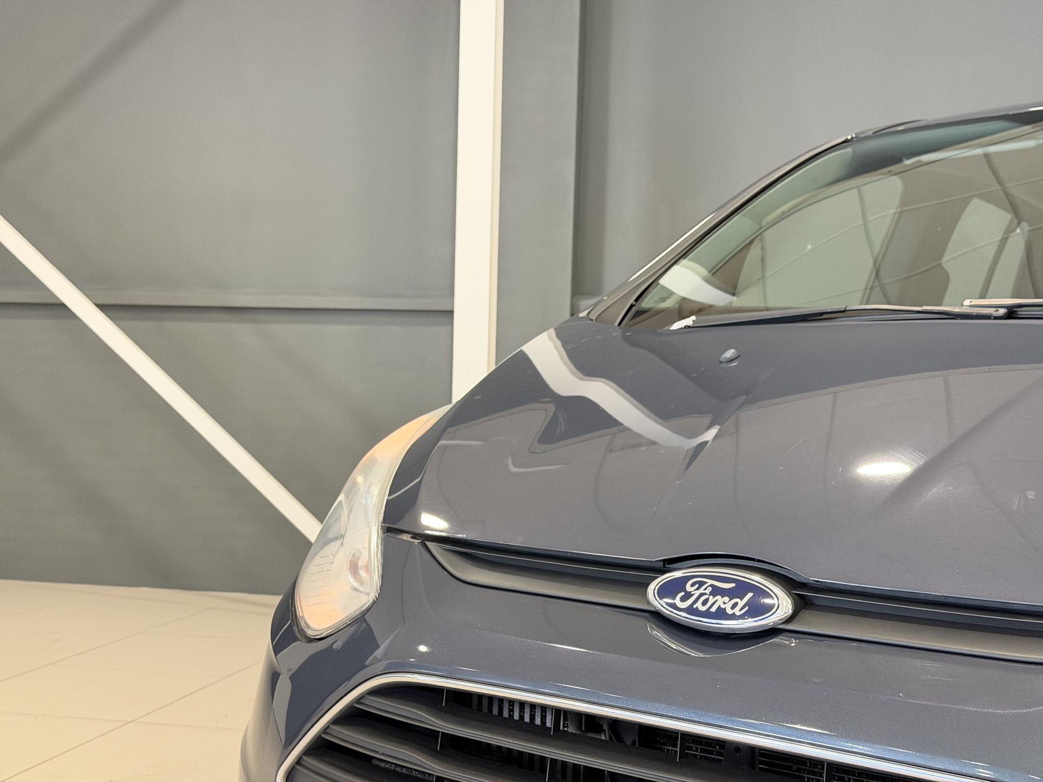 Foto van Ford B-max